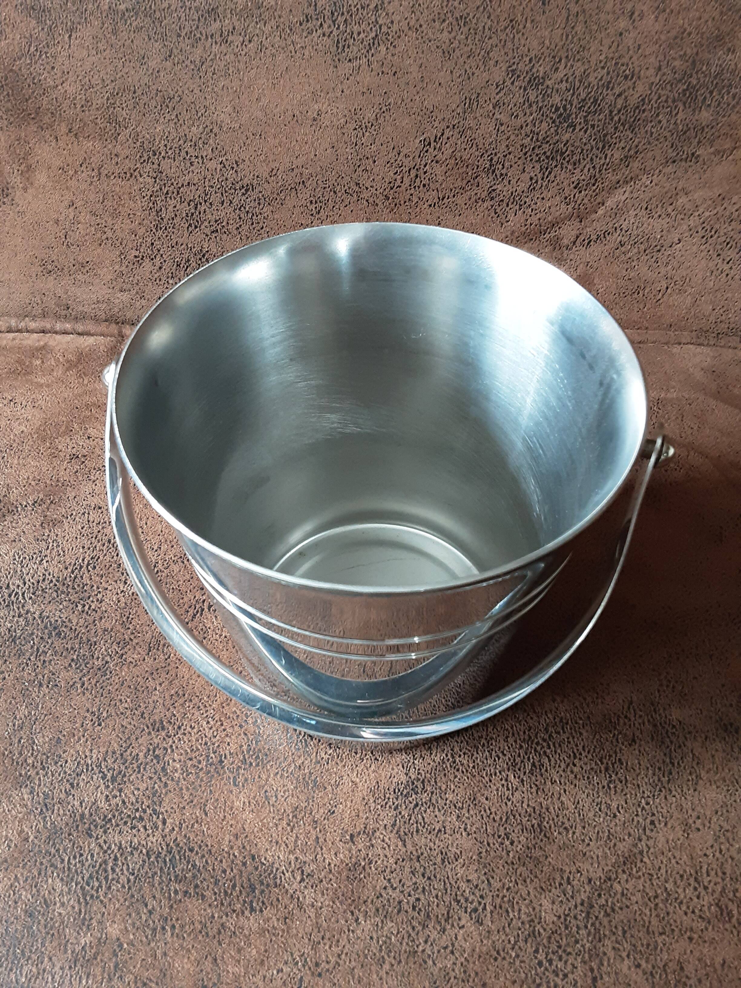 Metal ice bucket