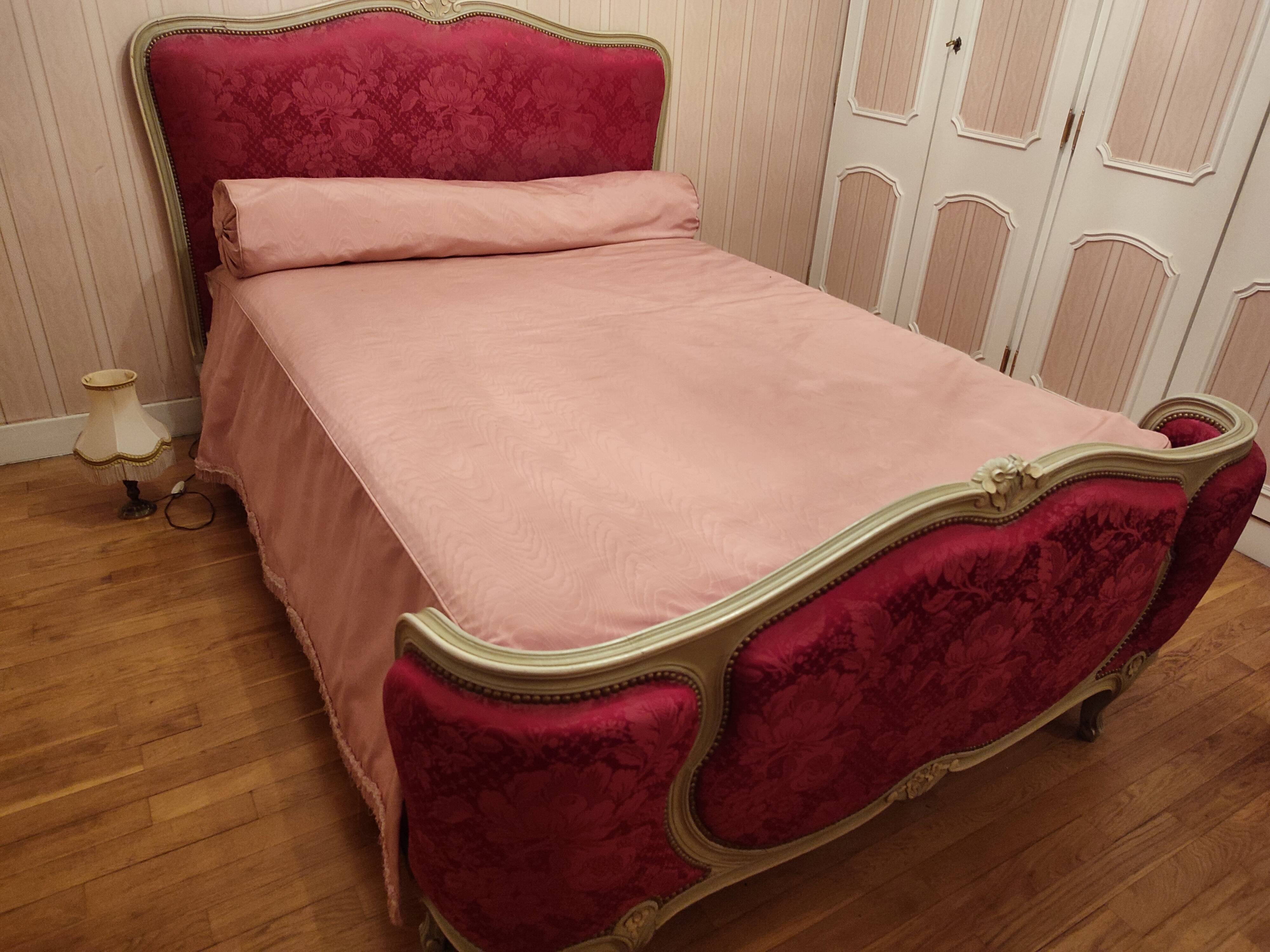 Lit corbeille style Louis XV grand taille
