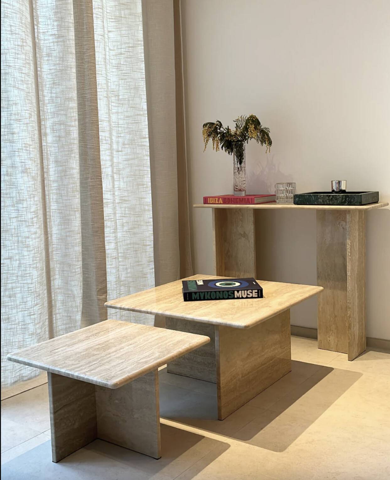 Table Gigognes carrées 100% TRAVERTIN