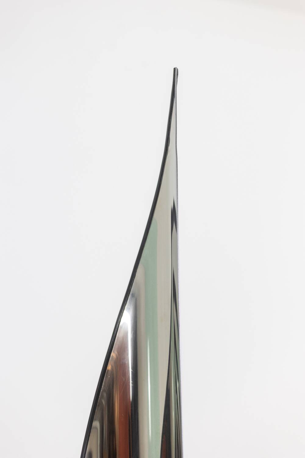 Stilnovo. Polished stainless steel floor lamp. 1970s. LS5913589A