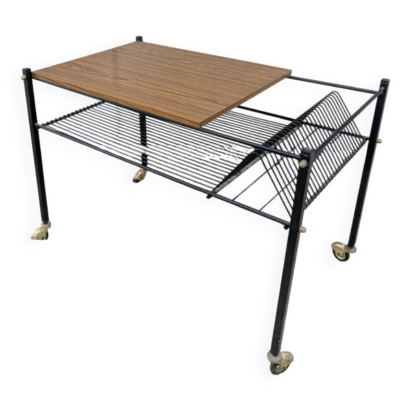 Table basse roulante, porte-revues, 1960