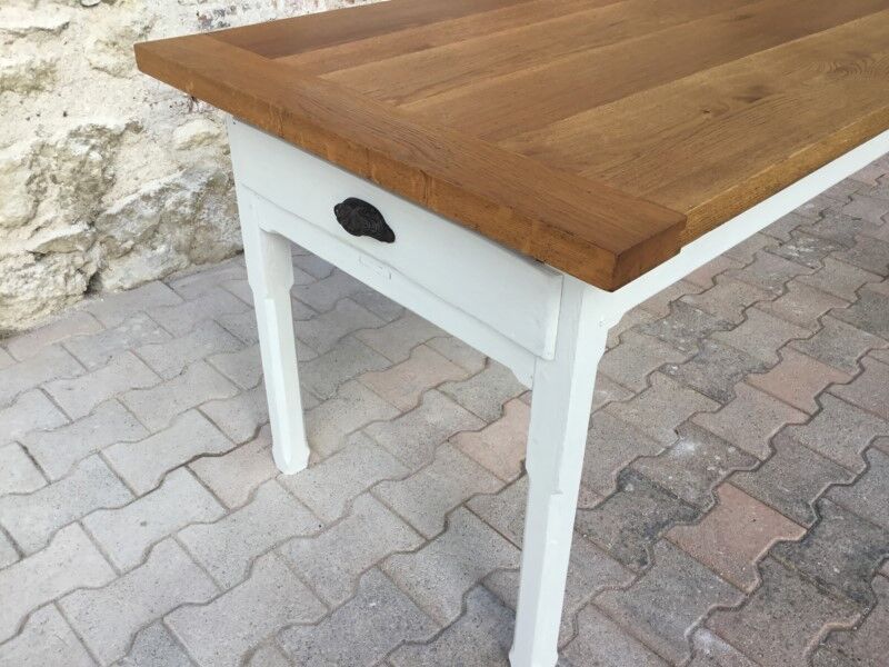 Farmhouse table