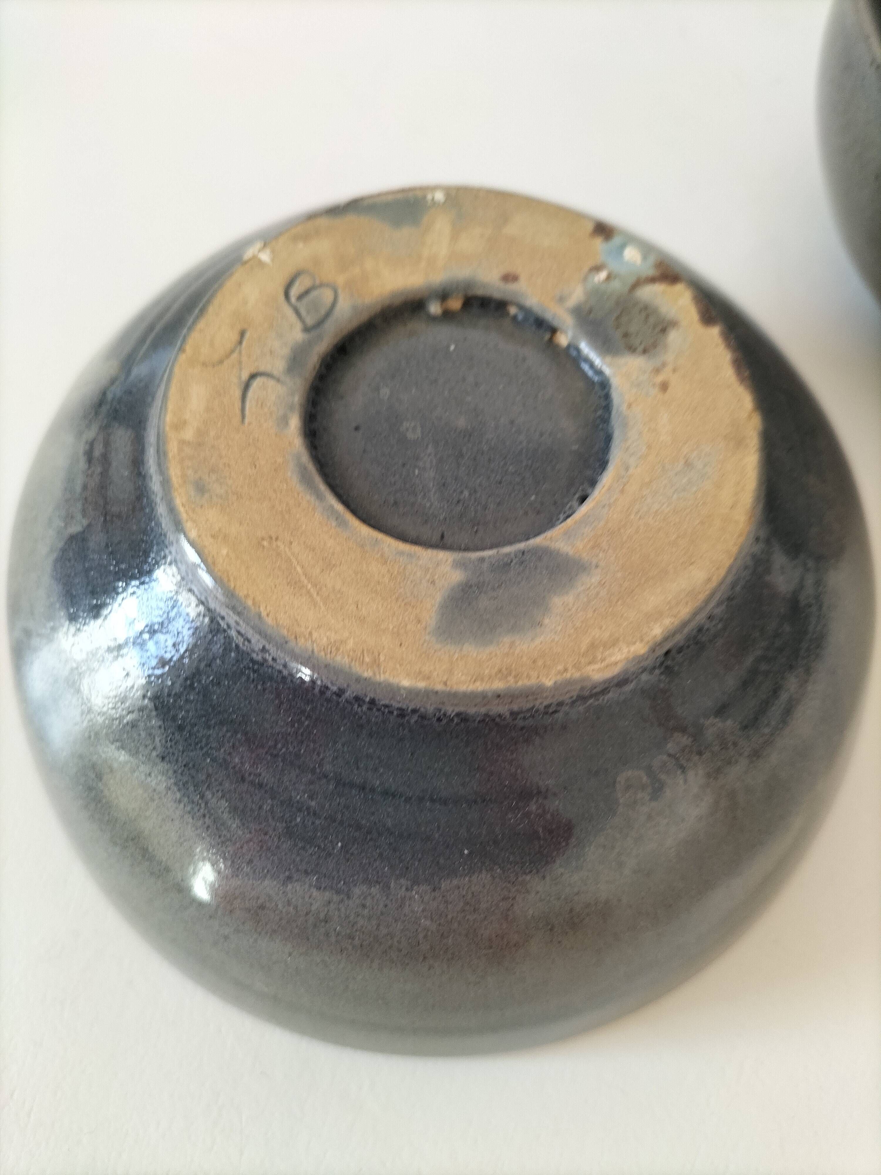 4 handmade ceramic bowls – Grey-blue glaze and mineral shades