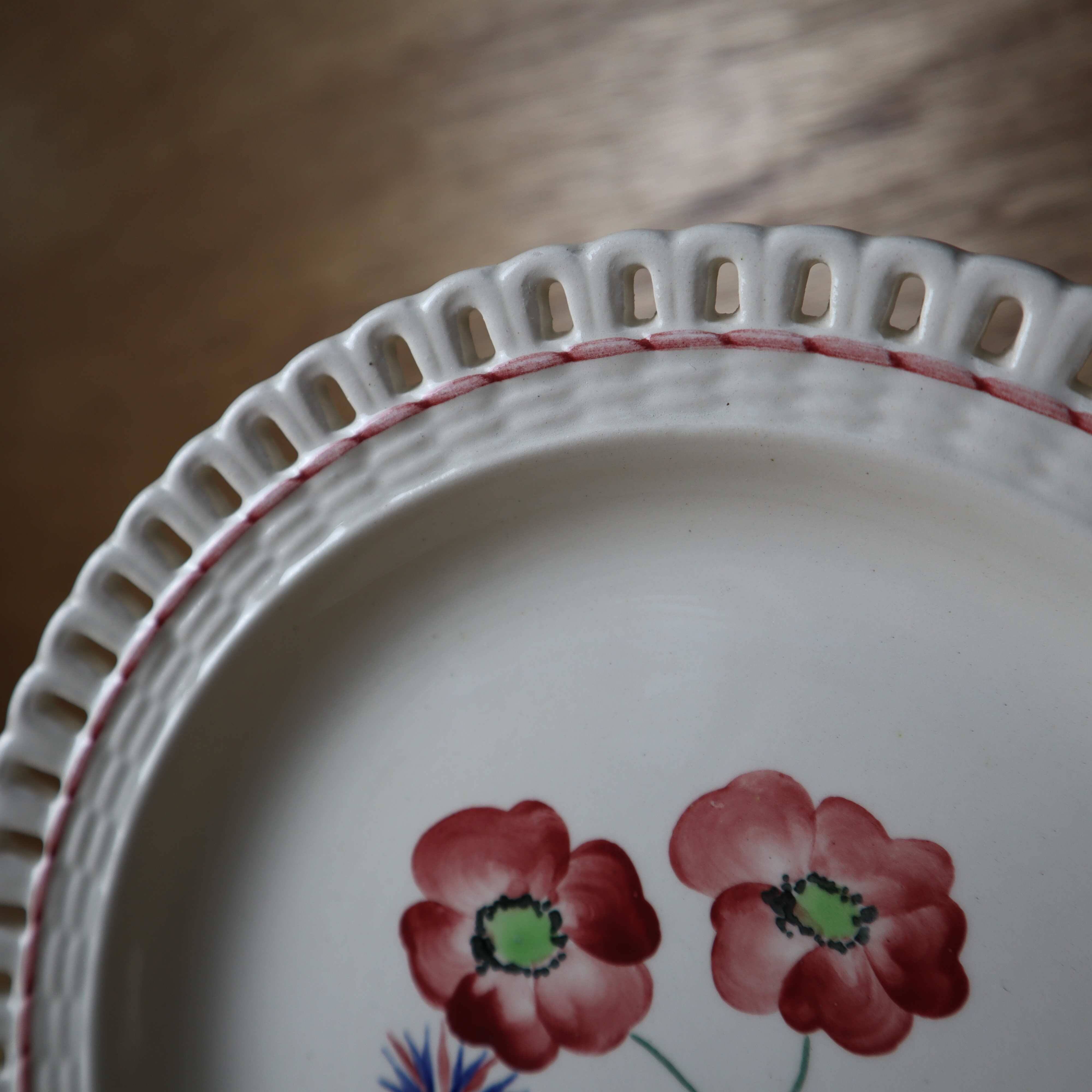 Set of 10 half-porcelain Lunéville dessert plates