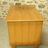 Desk 3 drawers spindles feet