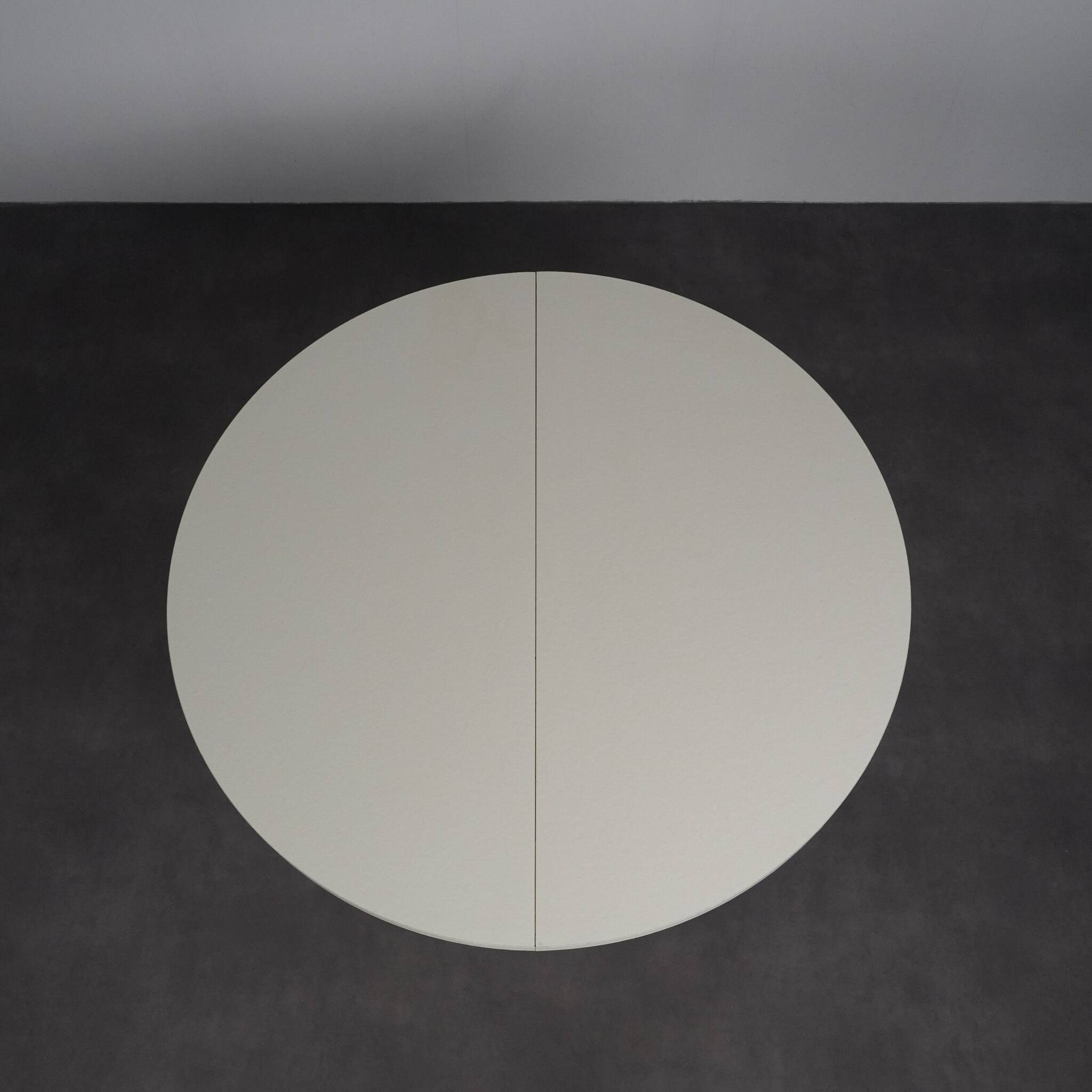 Table à manger ronde extensible par Pastoe, Pays-Bas, années 1970