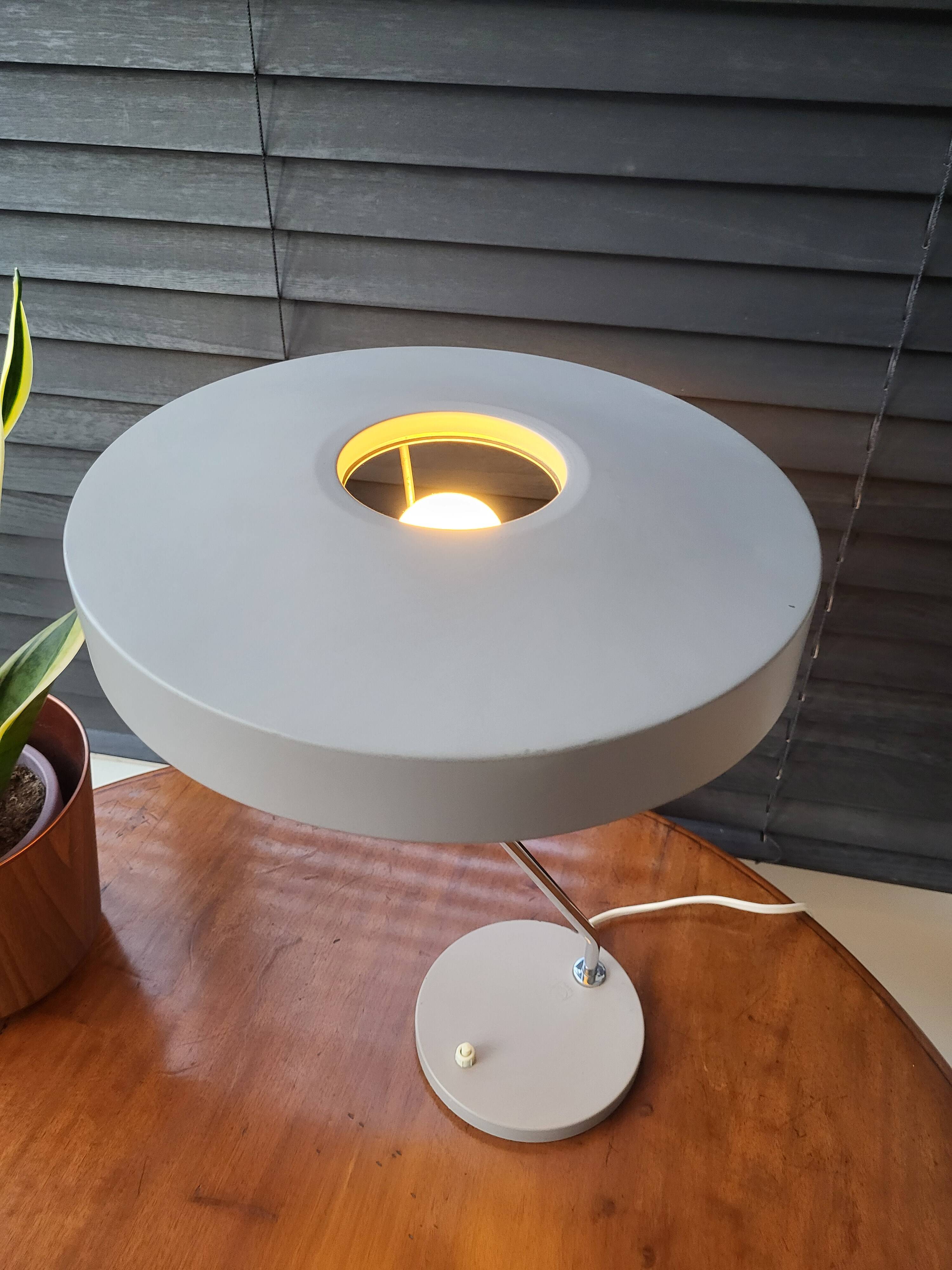 Lampe de bureau vintage Louis Kalff, modèle Romeo, années 1960, gris, Pays-Bas