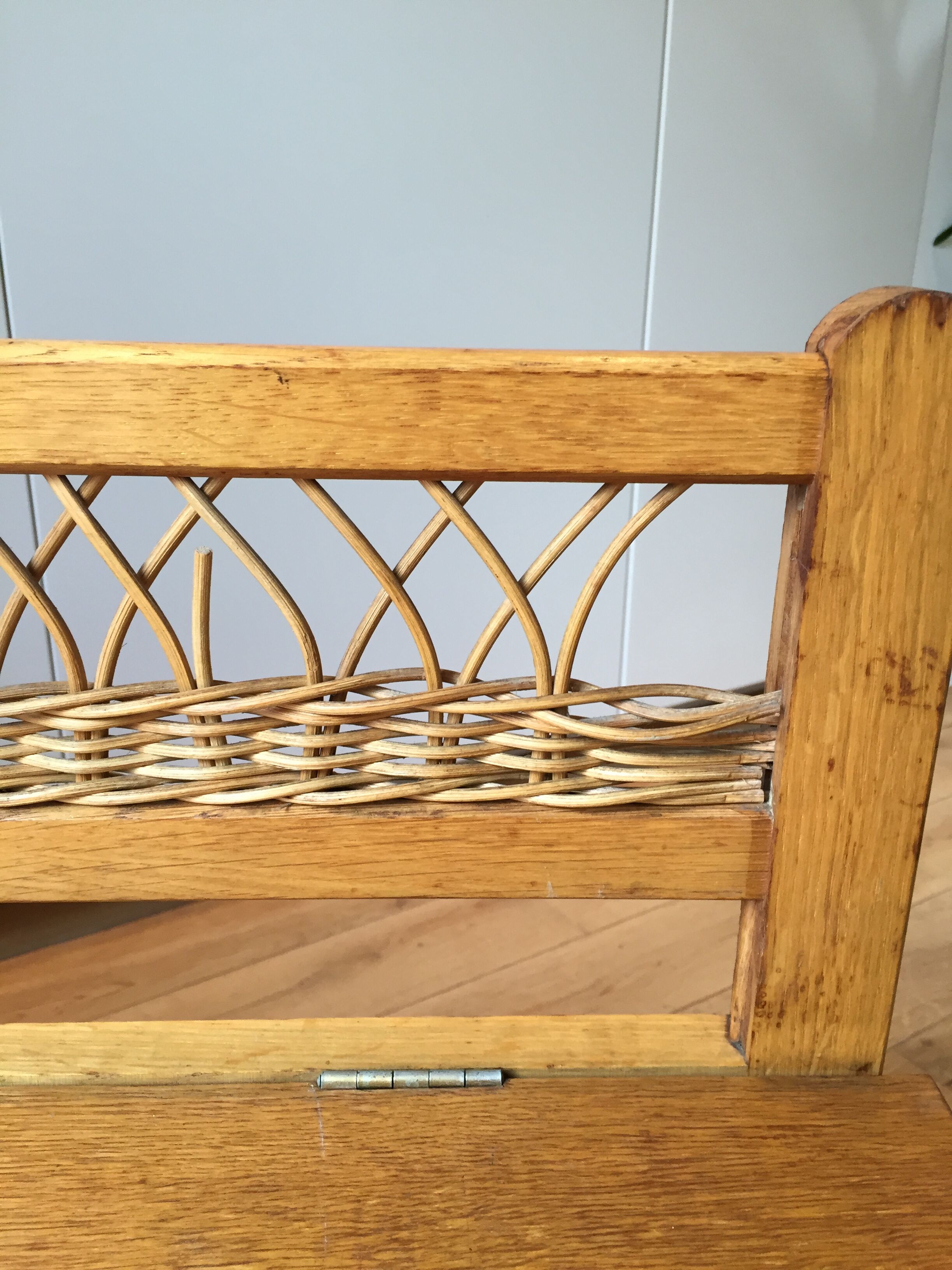 Coffre à jouets ou banc en rotin et bois