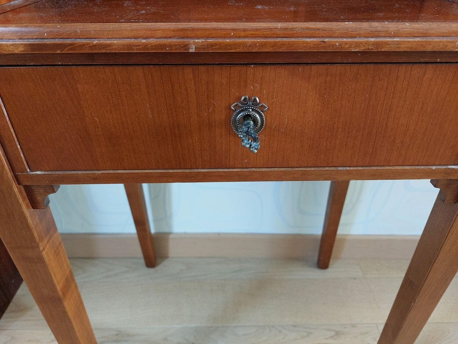 Curtain desk