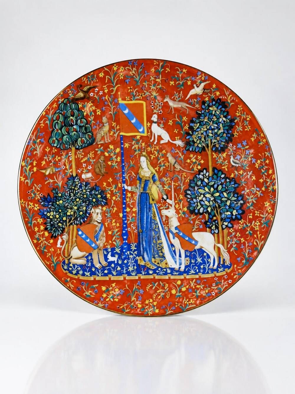 Collection plate Limoges Haviland "The Lady with the Unicorn", 1980 edition.