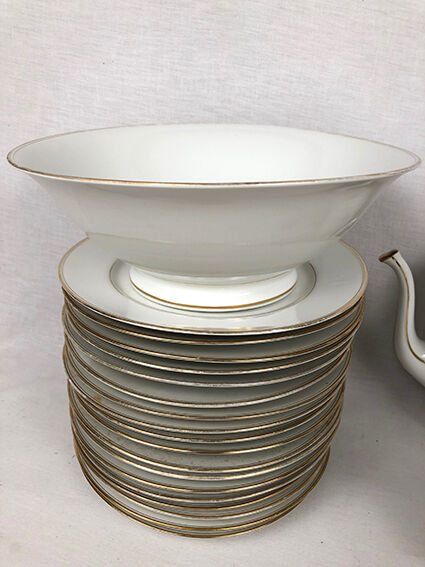 Large porcelain service of Limoges, stamp TL