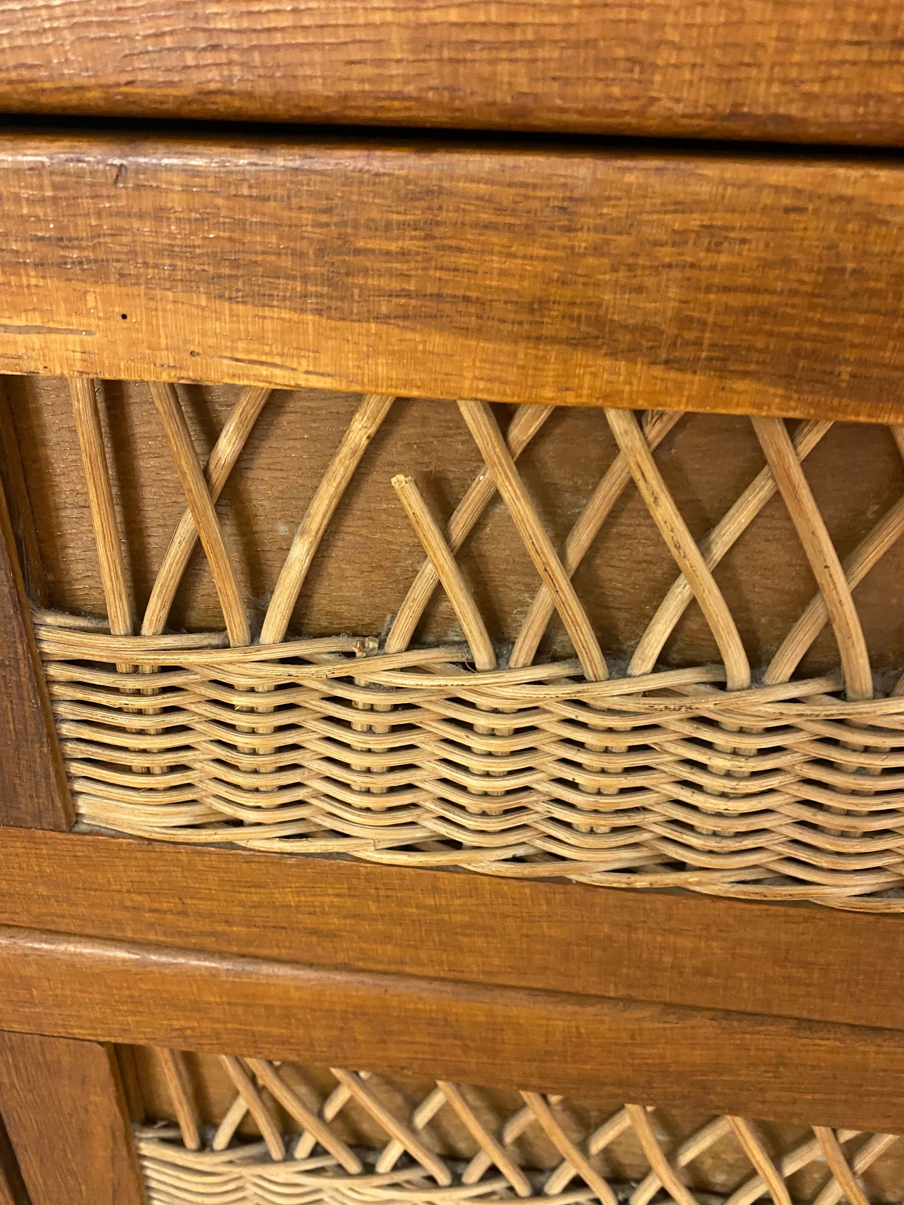 Vintage dresser rattan compass feet