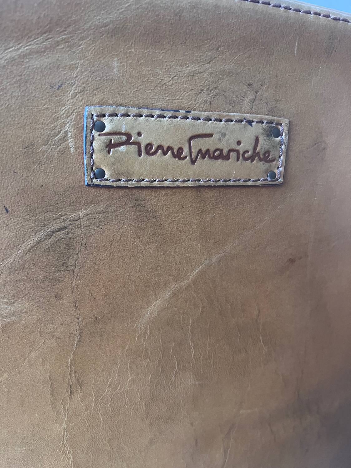 “Tonneau” chair by Pierre Guariche