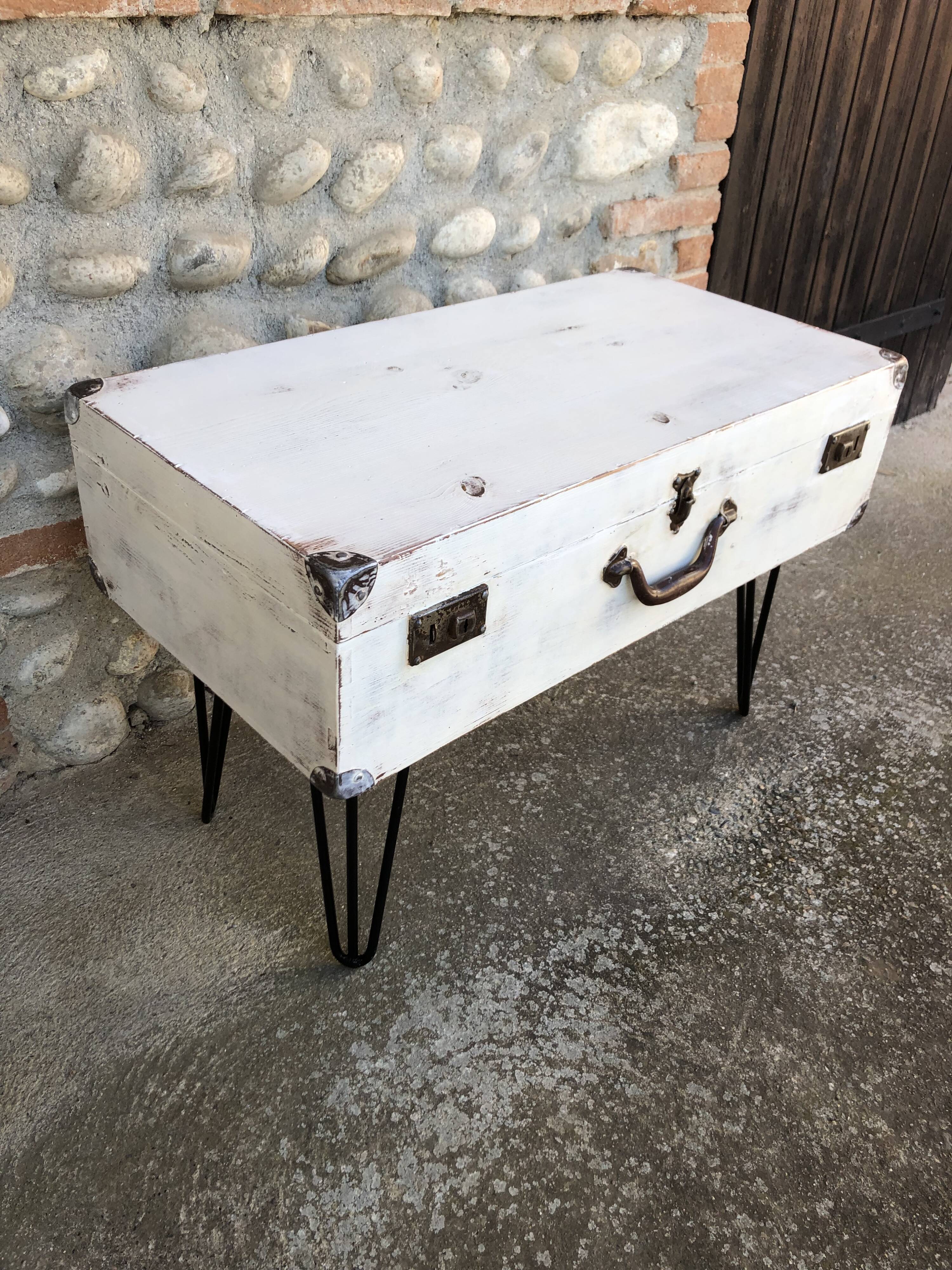 Coffee table chest