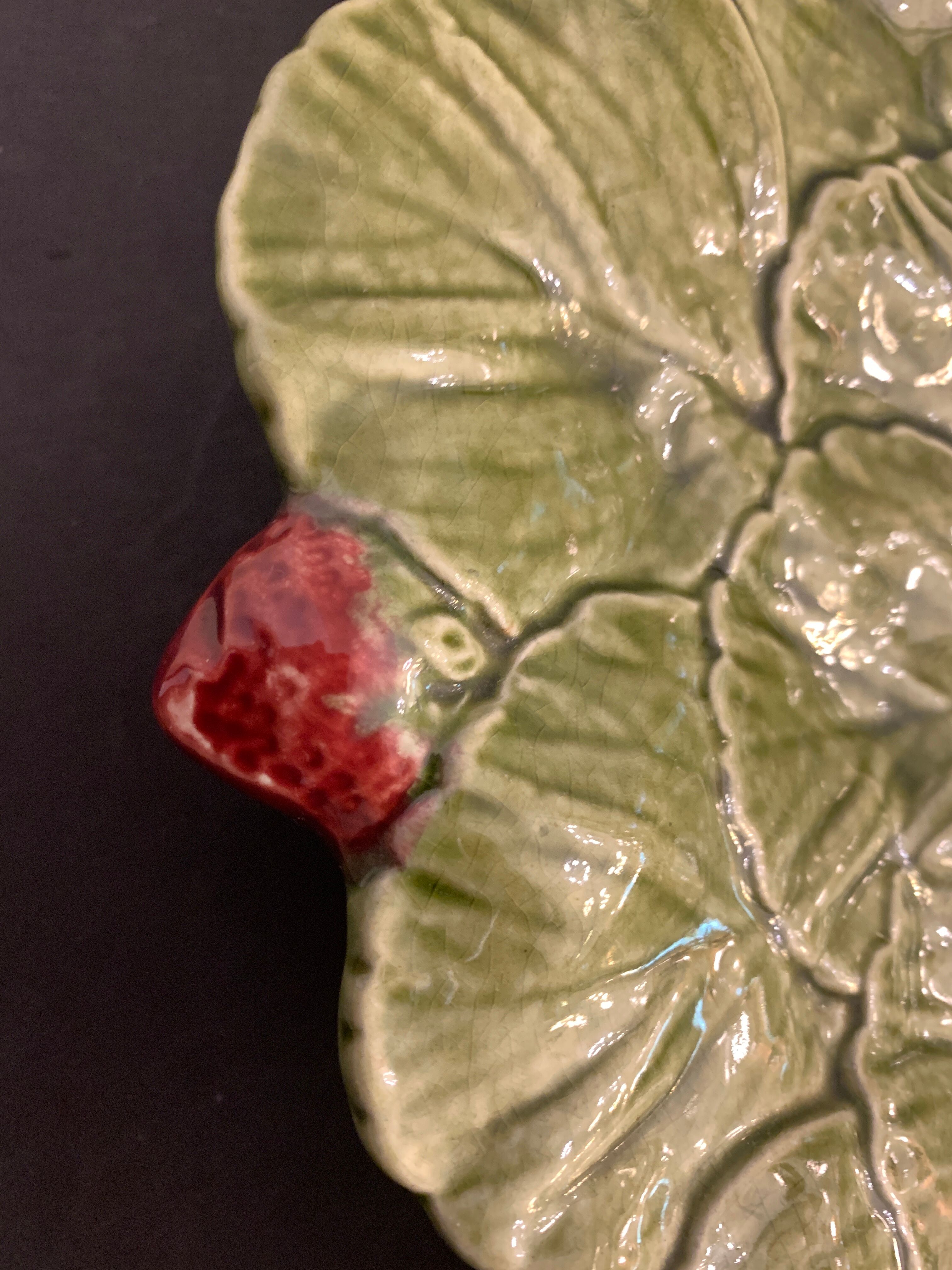 Dish strawberries ceramic slurry