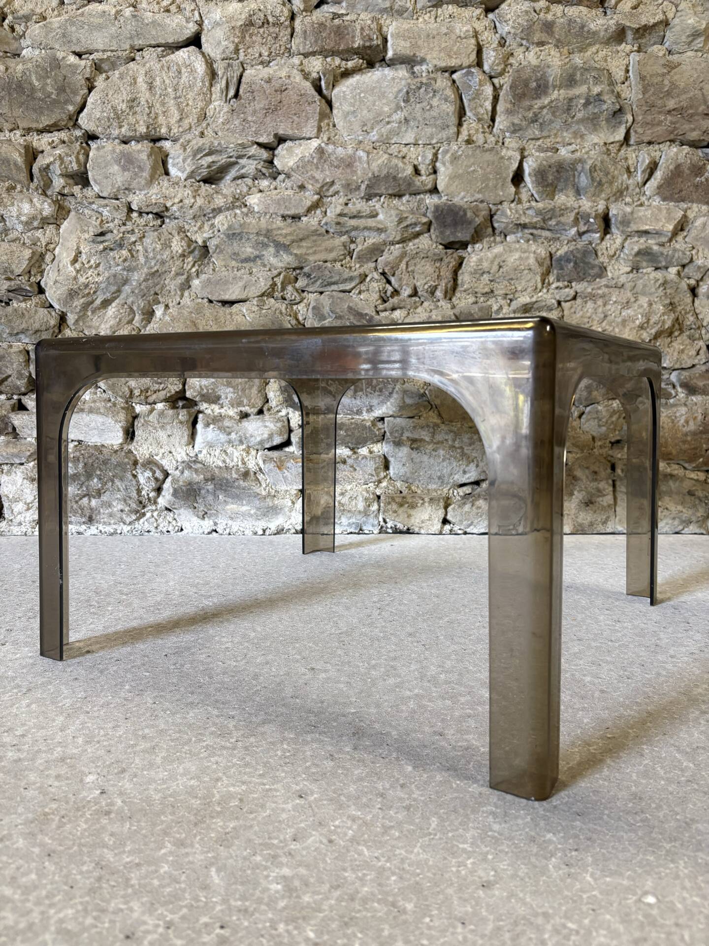 Square coffee table in moulded plastic, 1970
