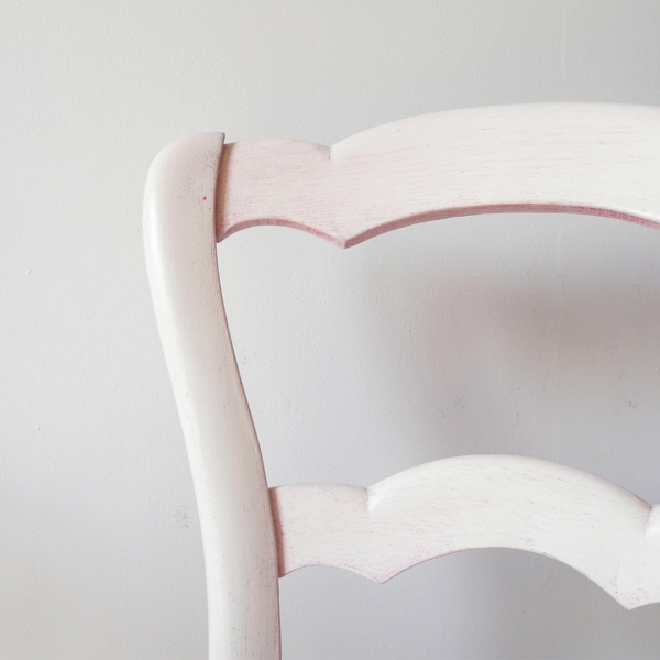 Chaise paillée en torons de tissus