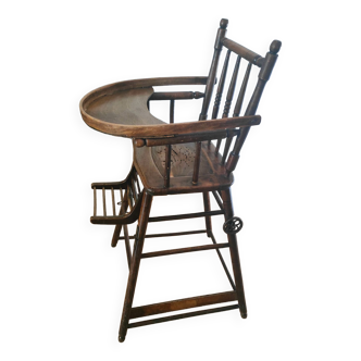 Chaise haute bébé ancienne