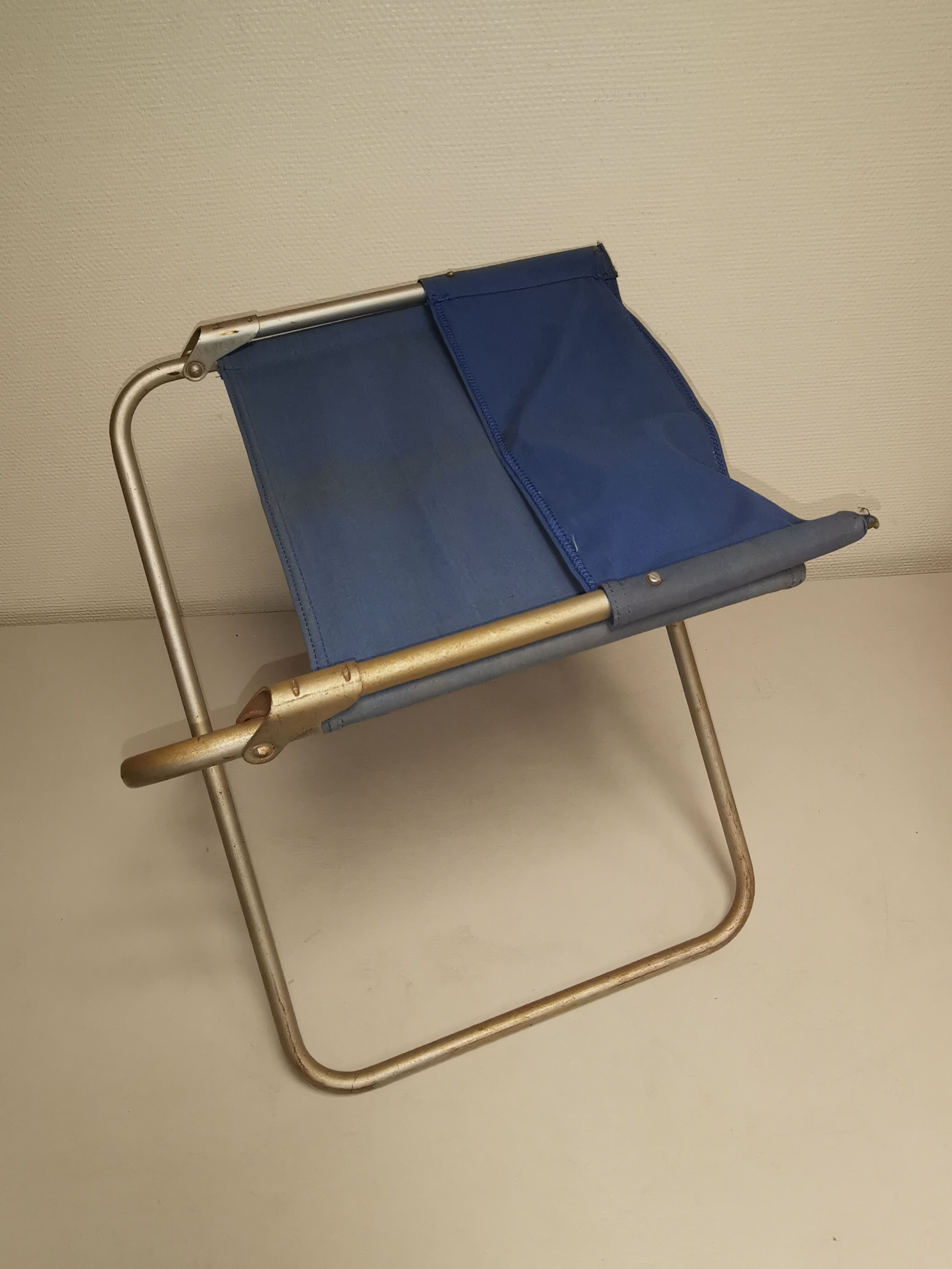 old Folding seat, vintage folding camping chair
