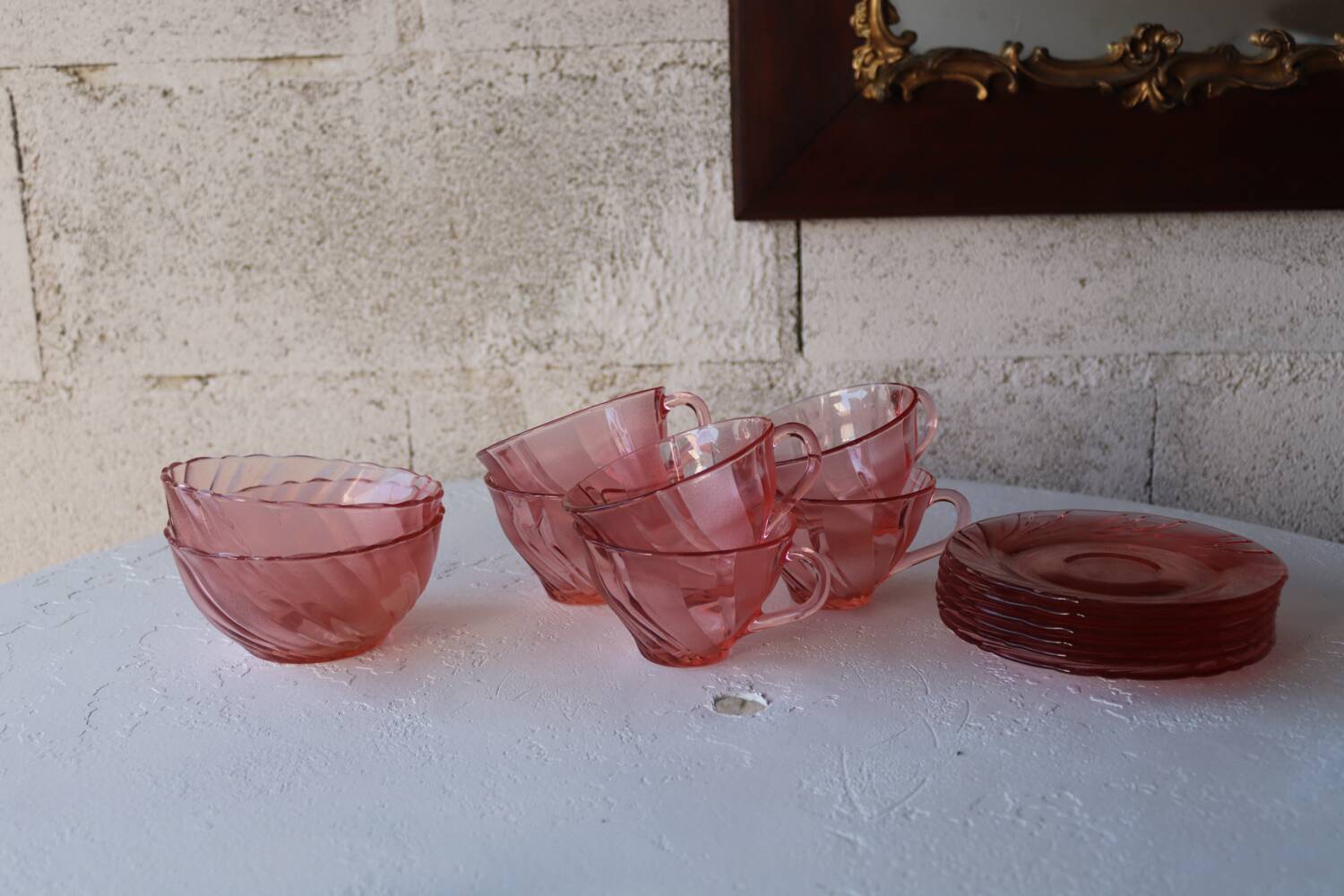 Rosaline moulded pink glass service – 6 cups + 6 saucers + 2 bowls
