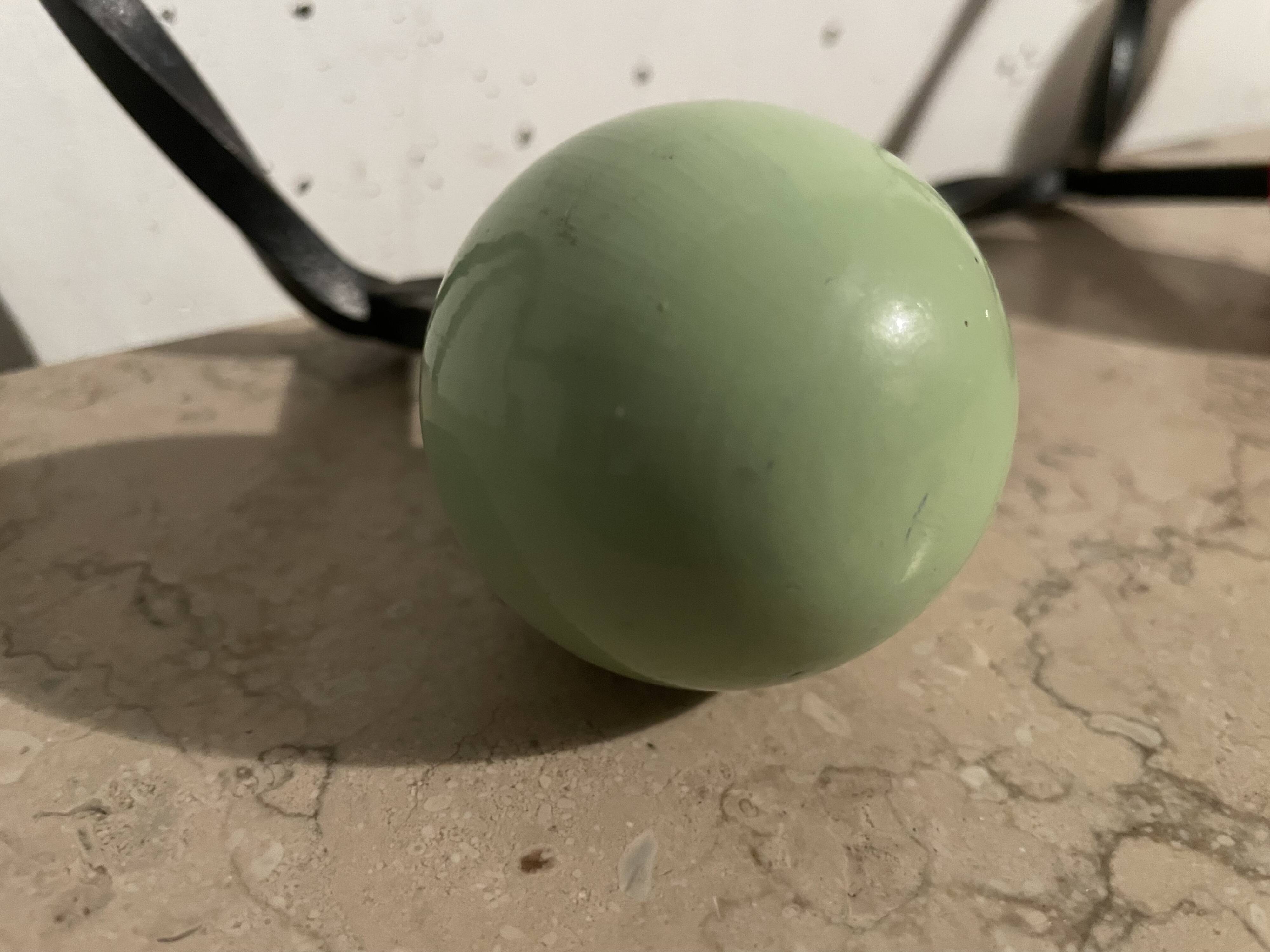 Coat hooks with 4 balls from the 1960s.
