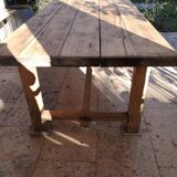 Farm table