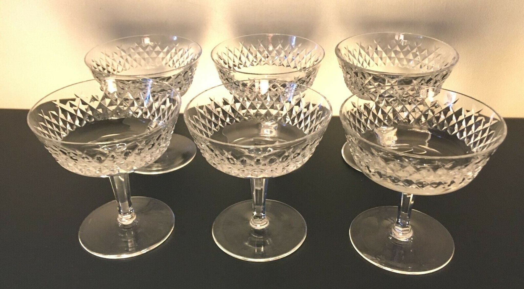 Lot of six glasses waterford crystal champagne alana pattern glasses crystal cup