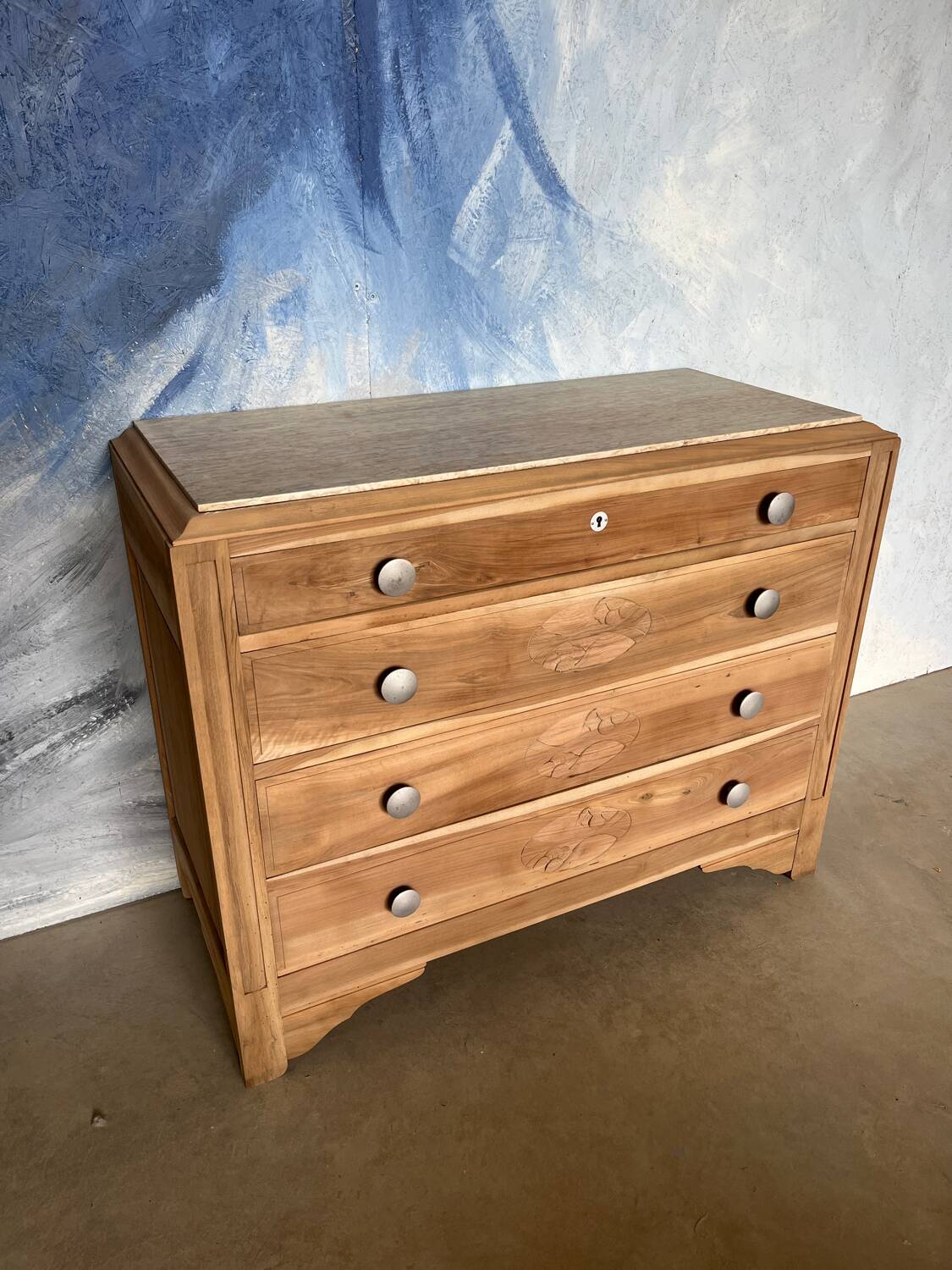 Raw art deco chest of drawers in walnut