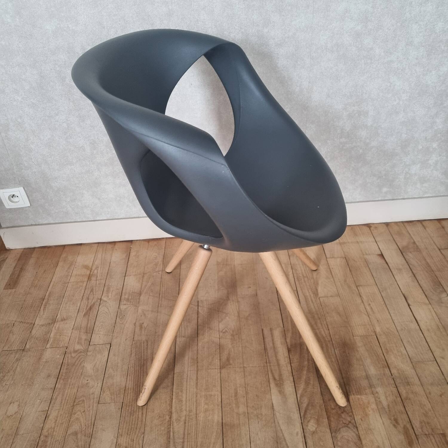 4 bucket chairs, M. Ballandat for Tonon Up, Italy