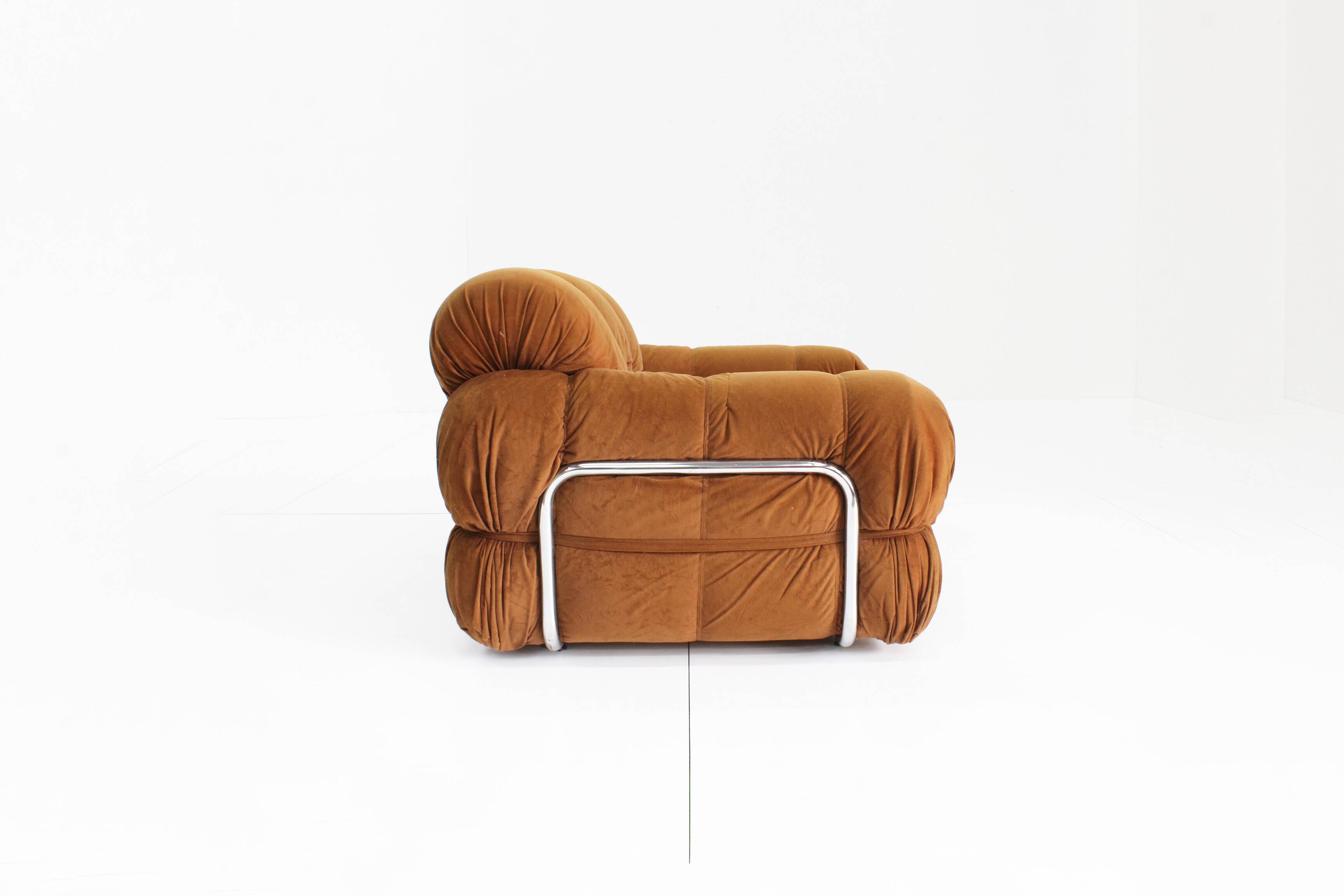 Vintage Italian armchair 1970