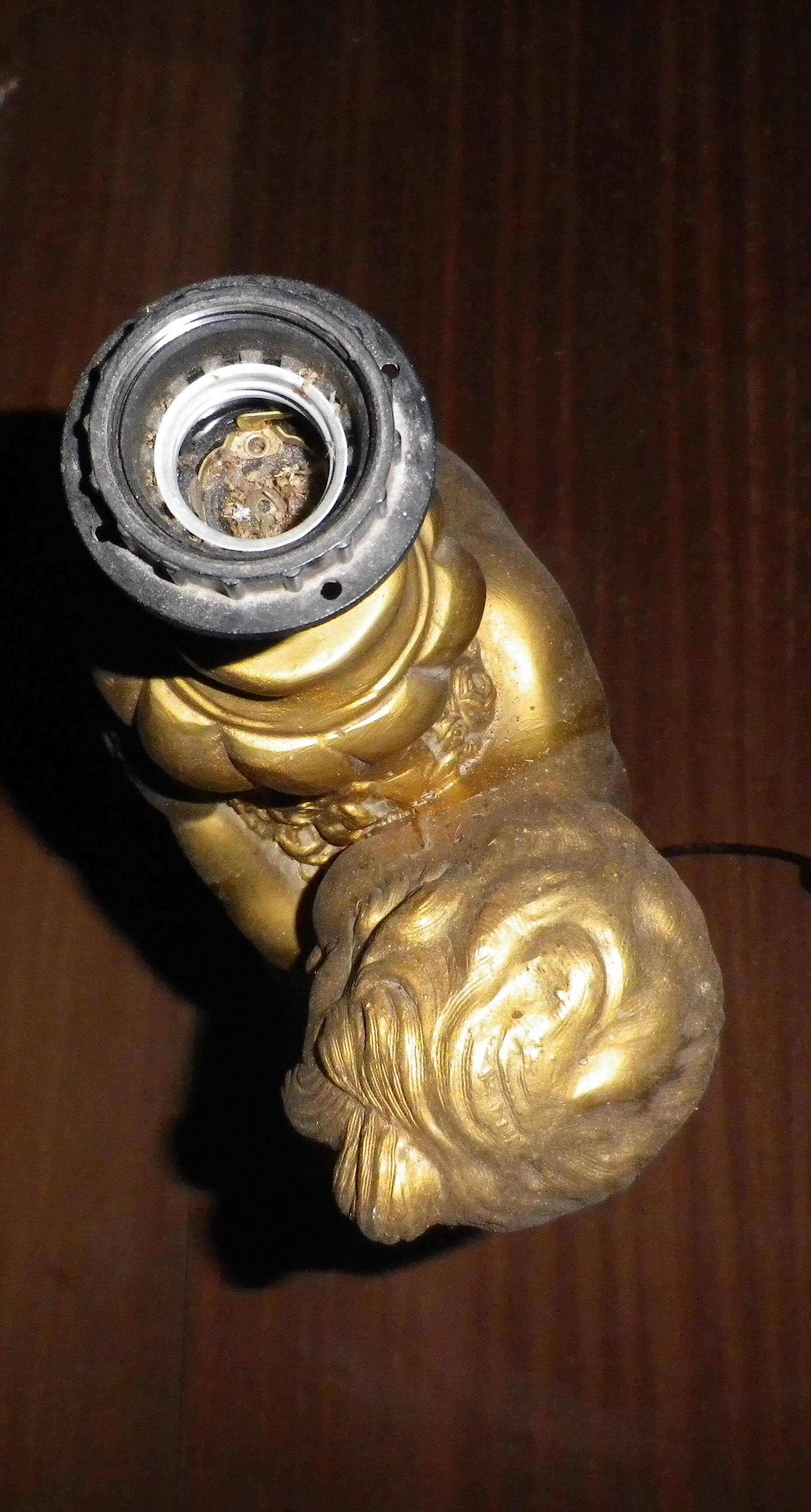 lampe ange plâtre doré