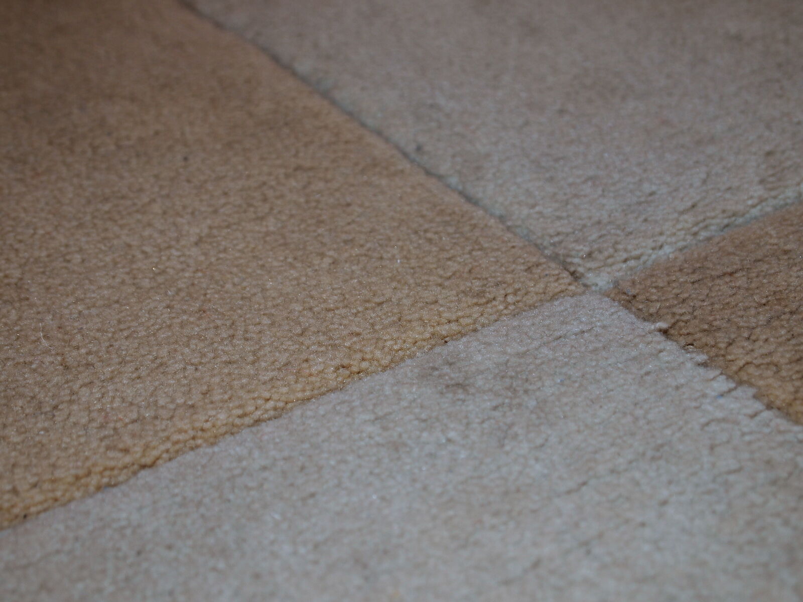 Vintage chinese handmade rug 120cm x 180cm