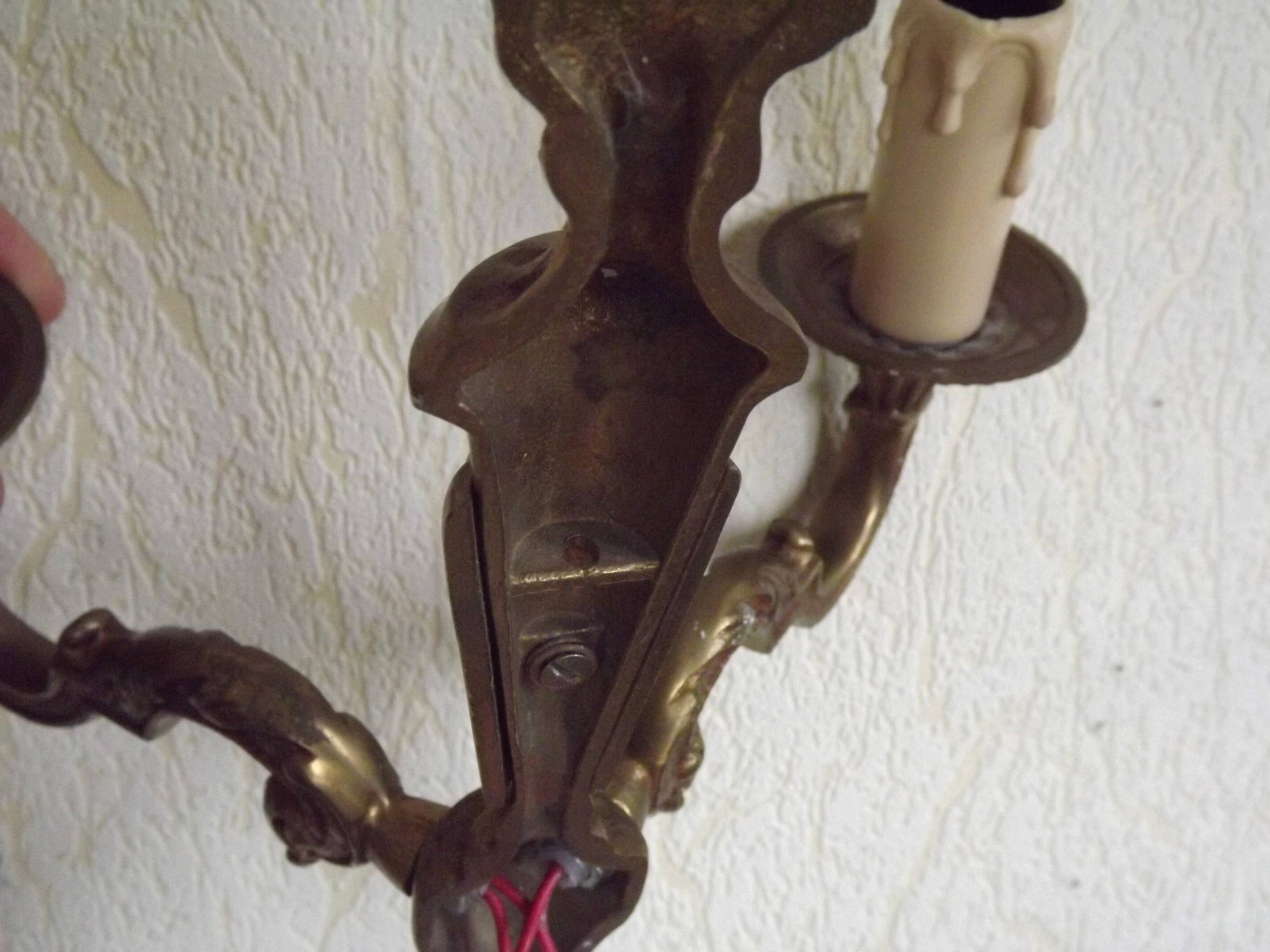 Pair of double Empire wall sconces in bronze from the French period with flame 5160.