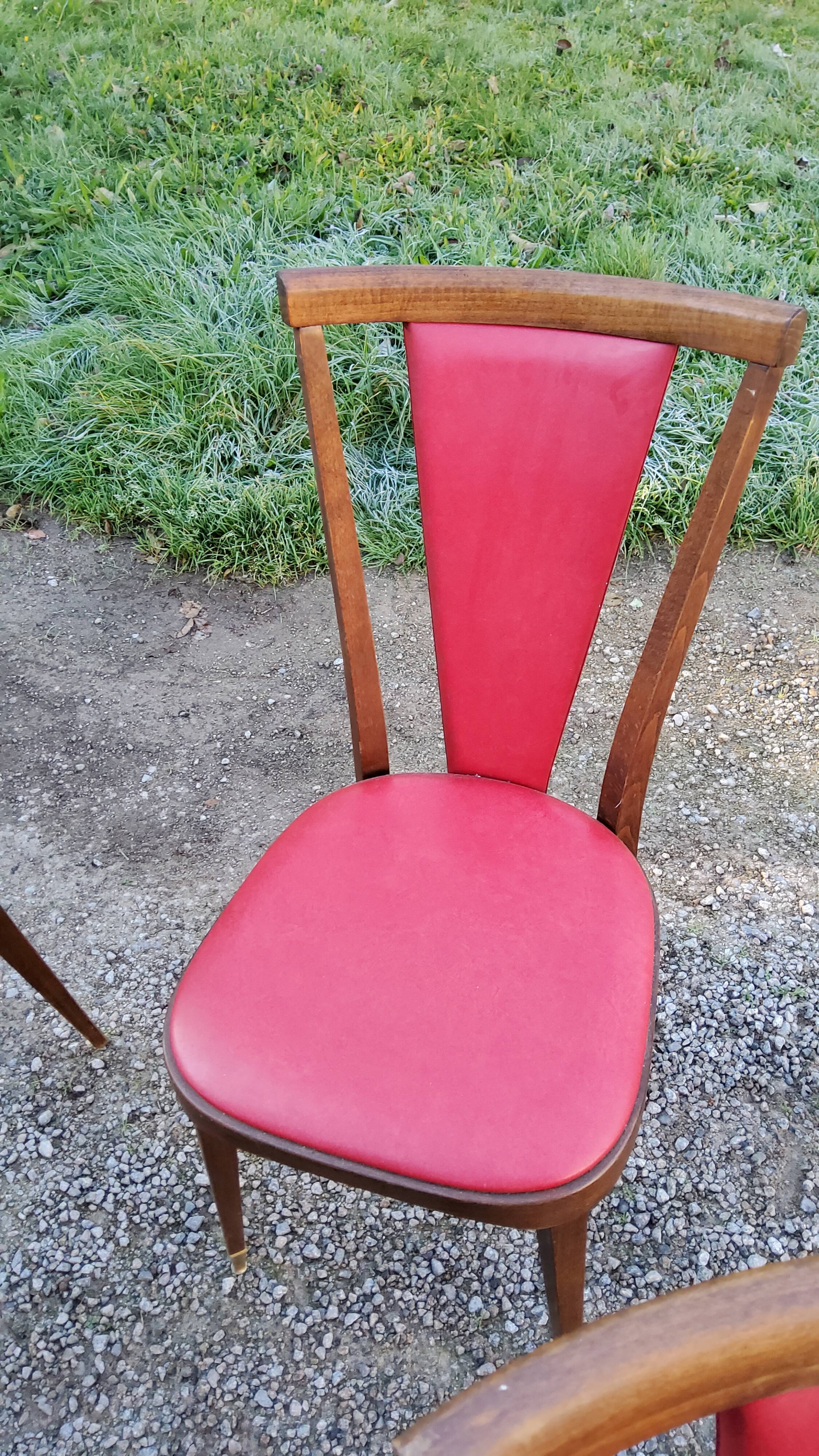 Set of 6 chairs from the 60s in red moleskine
