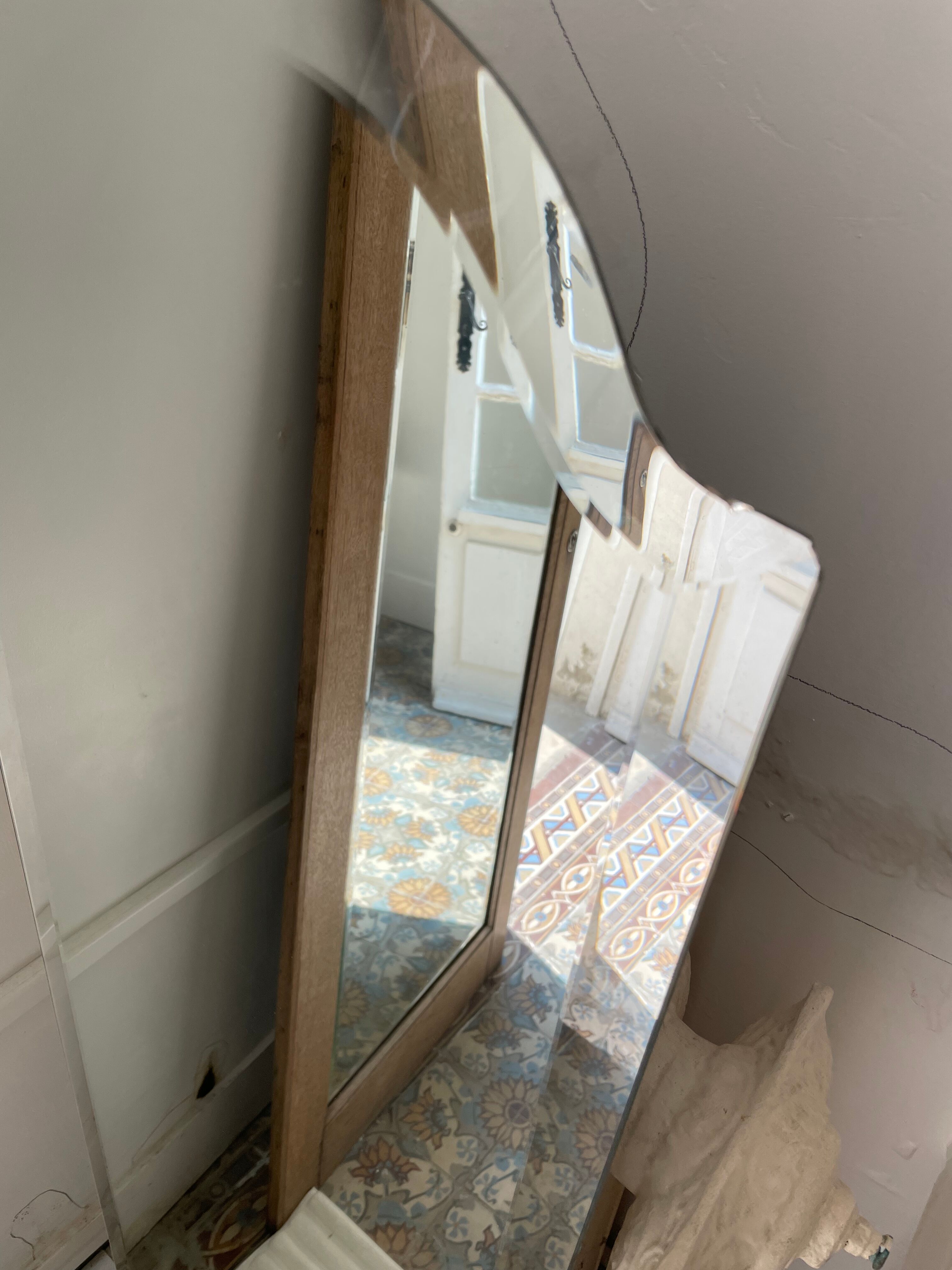 Beveled mirror 136x37cm