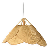 Suspension uchiwa attribuee a ingo maurer