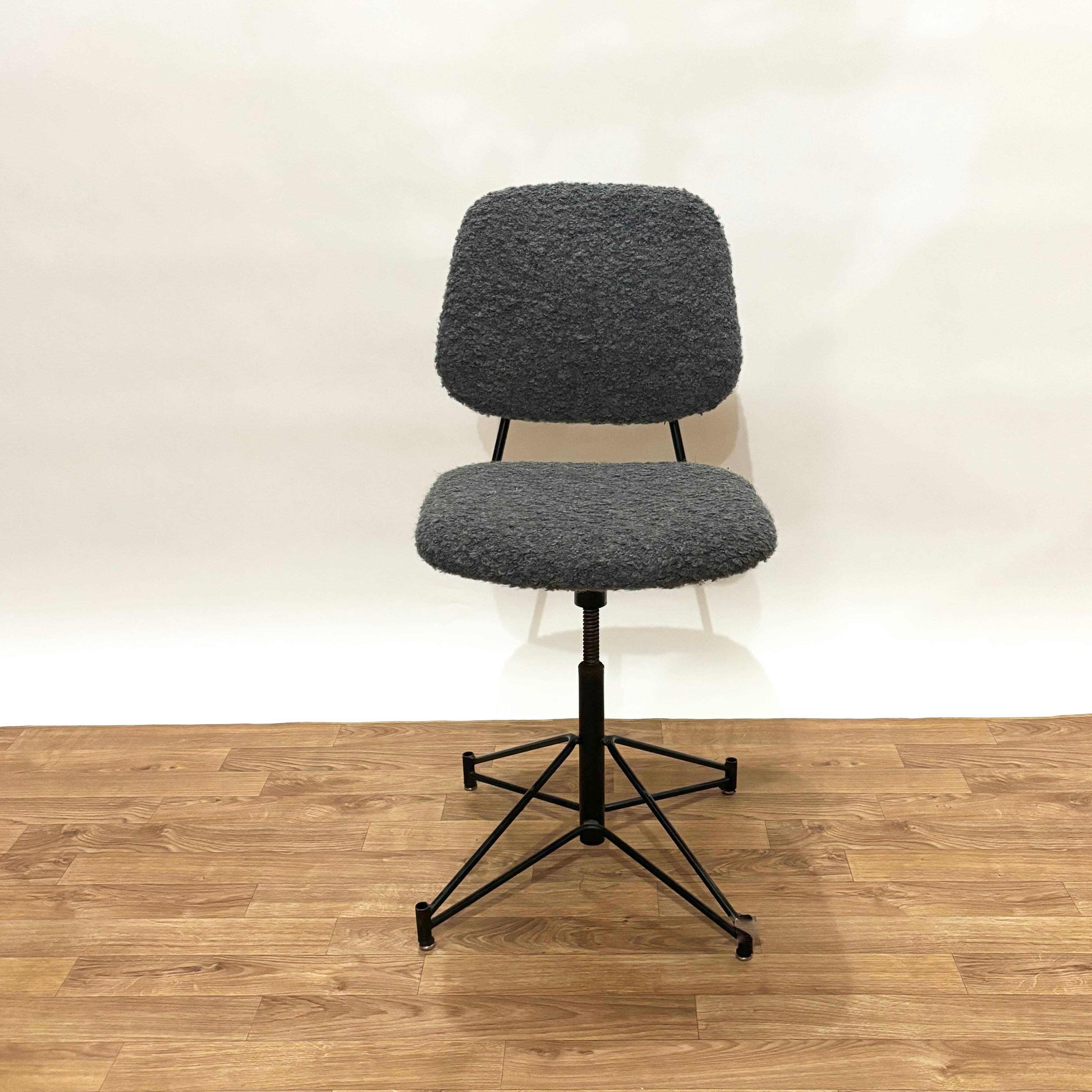 Chaise Pierre Paulin CM231 Thonet
