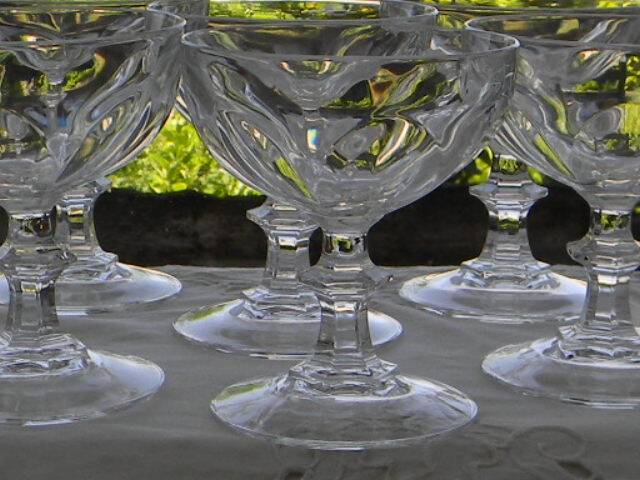 Set of 6 ARQUES crystal champagne glasses. Rambouillet model.
