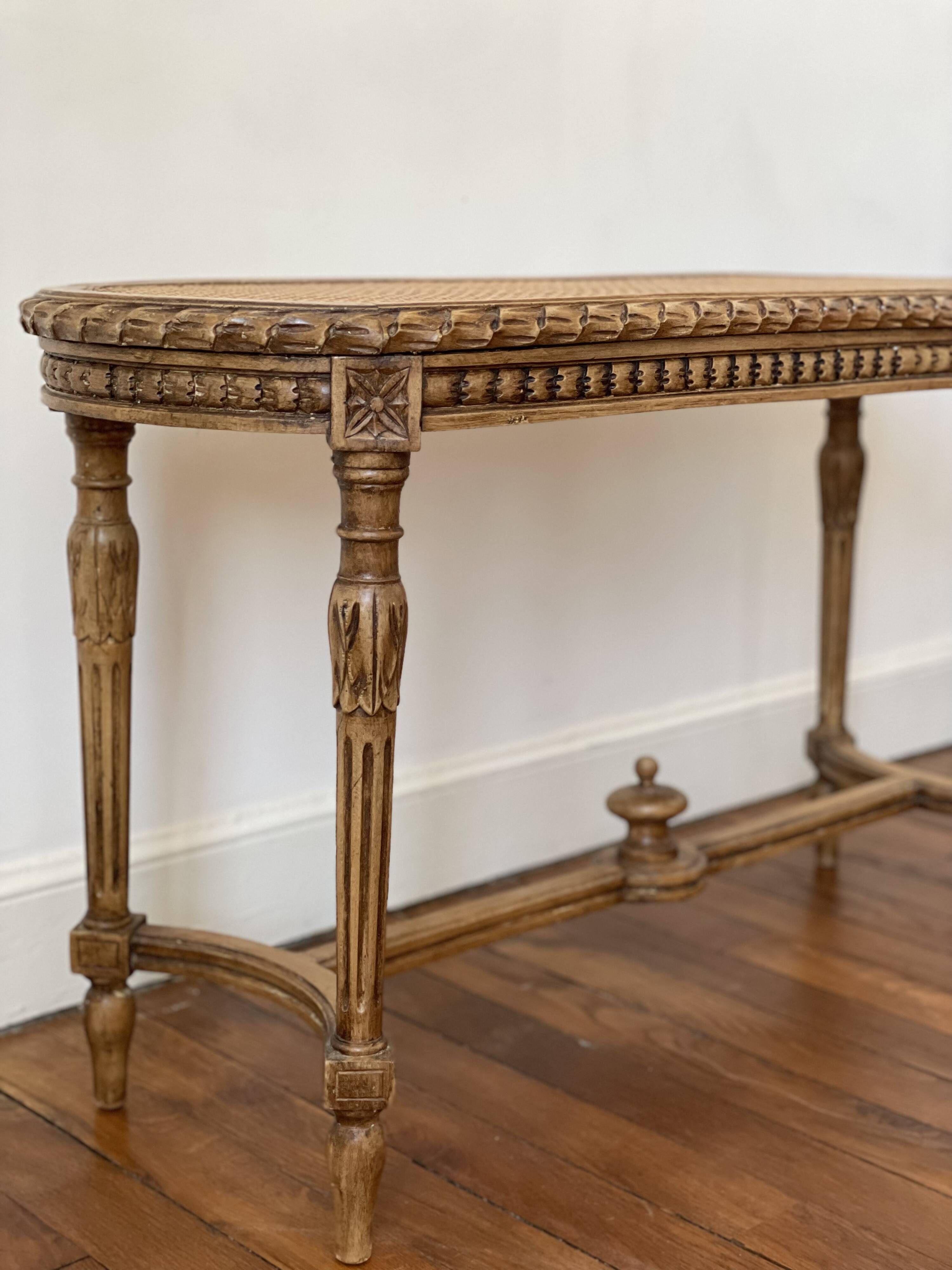 Wooden piano bench and cannage