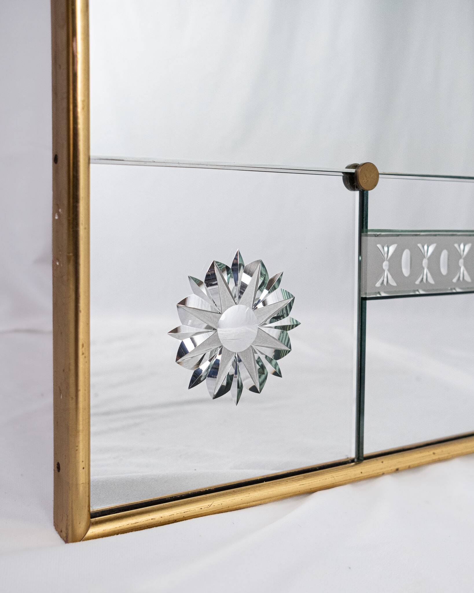 Large brasserie-style mirror with engraved mirrors, France, 1950s