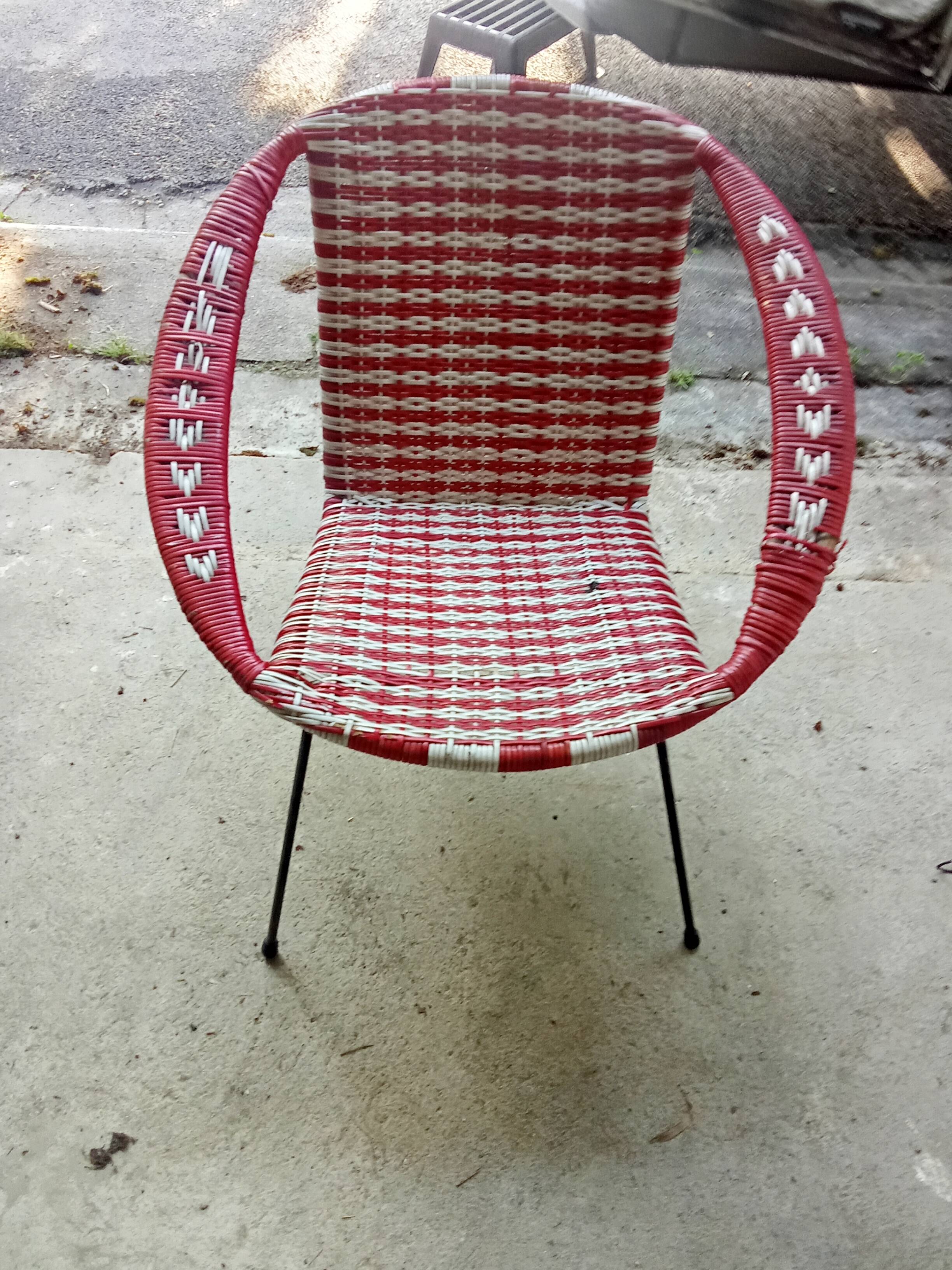 Vintage scoubidou armchair.