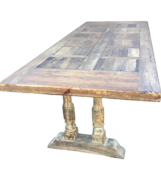 Table de monastère
