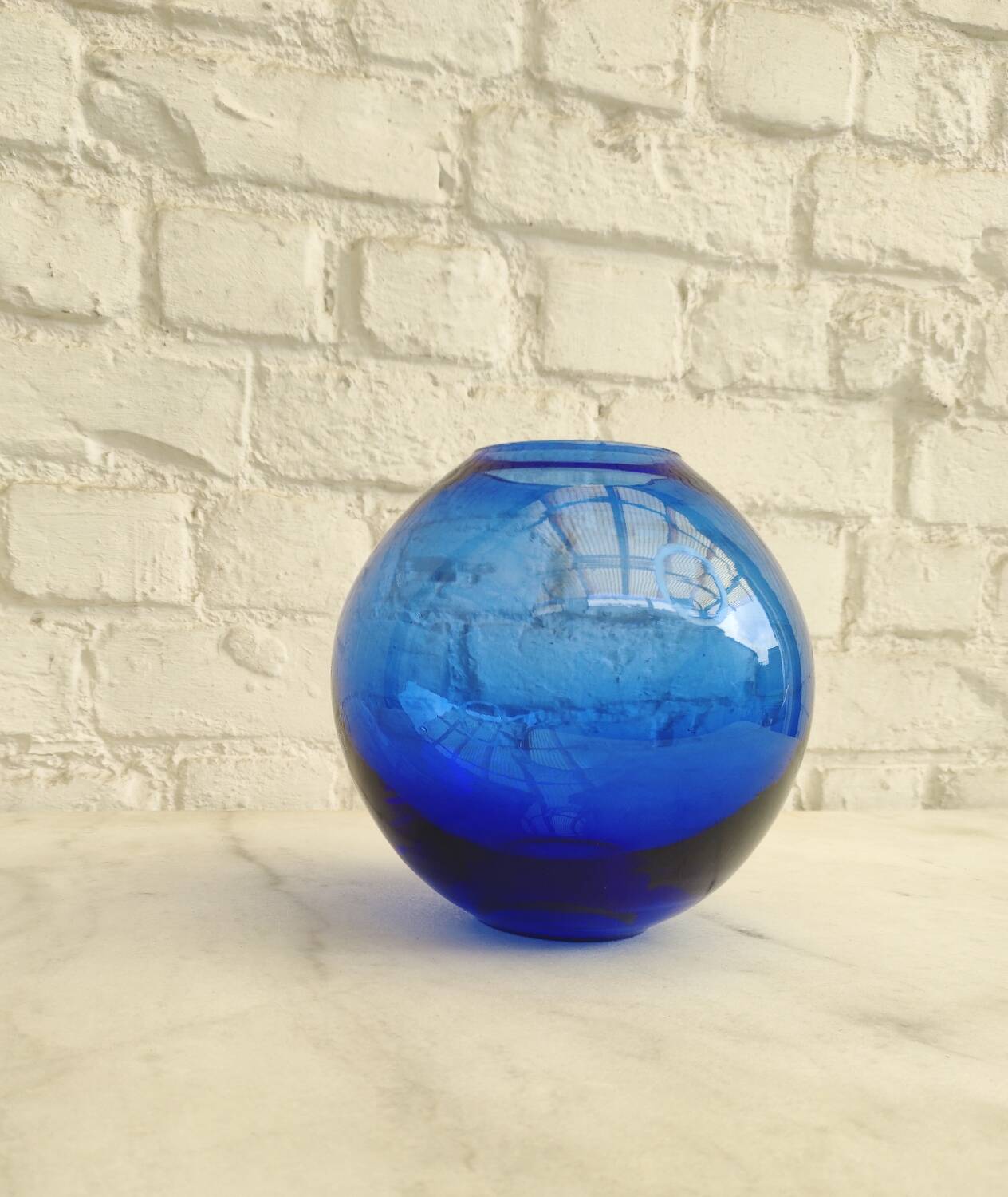 Vintage cobalt blue glass round vase