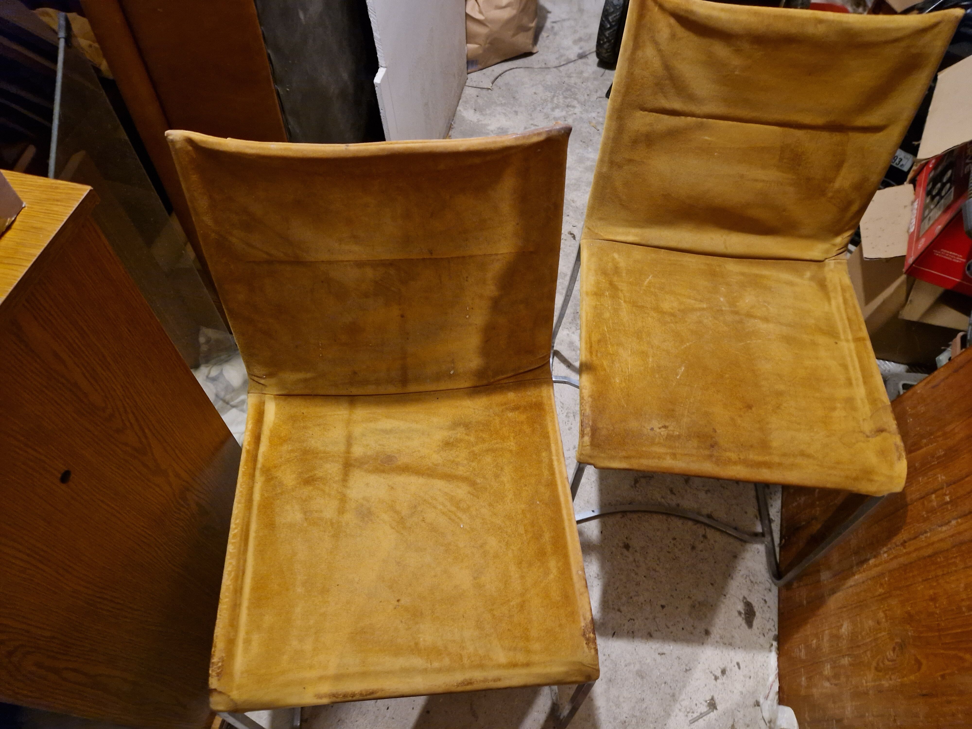 Set of 2 chairs