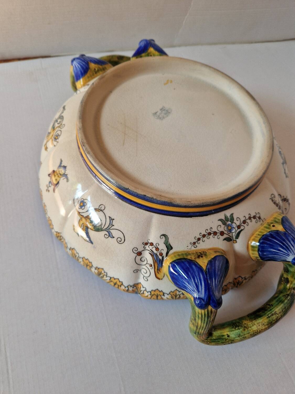 Old ceramic cup / salad bowl signed gien 1900