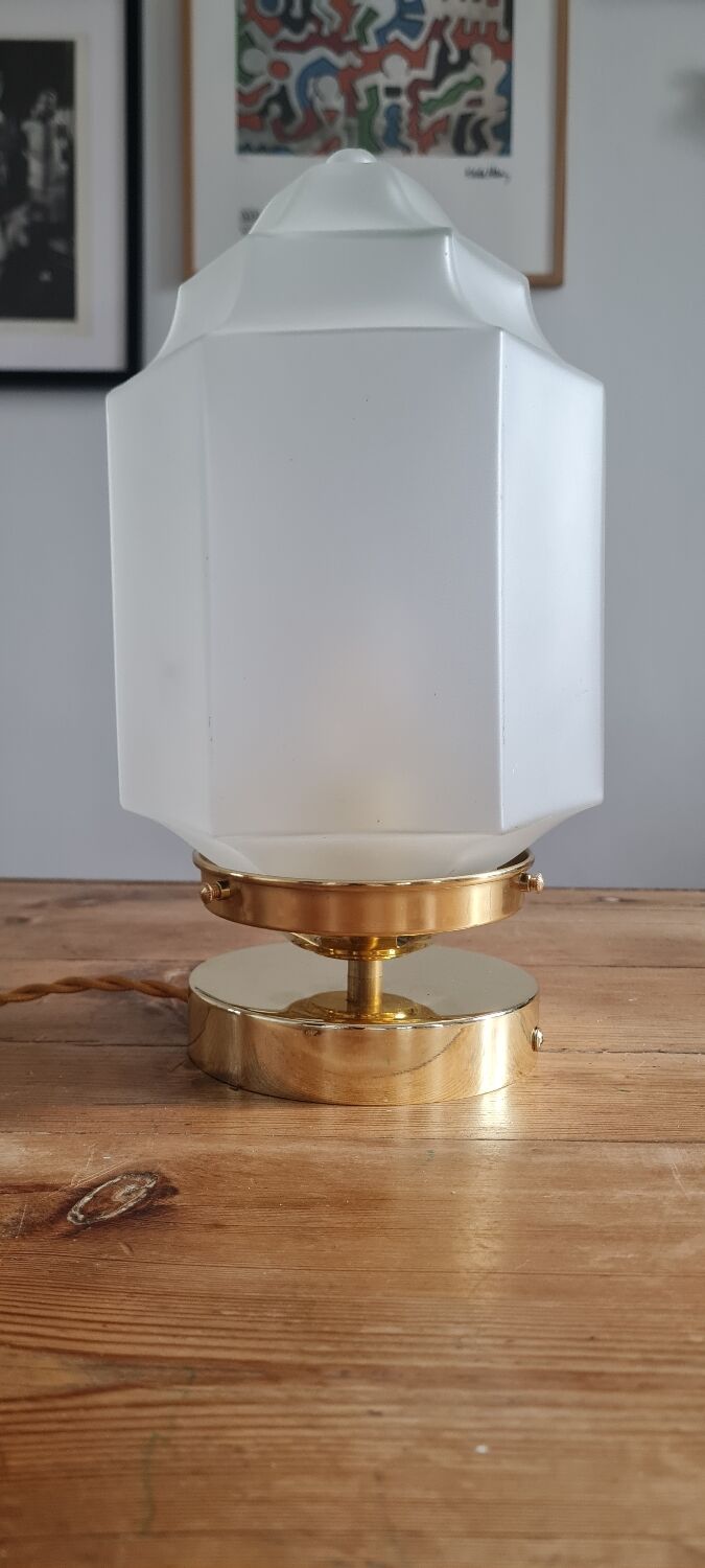 Table lamp skyscrapper