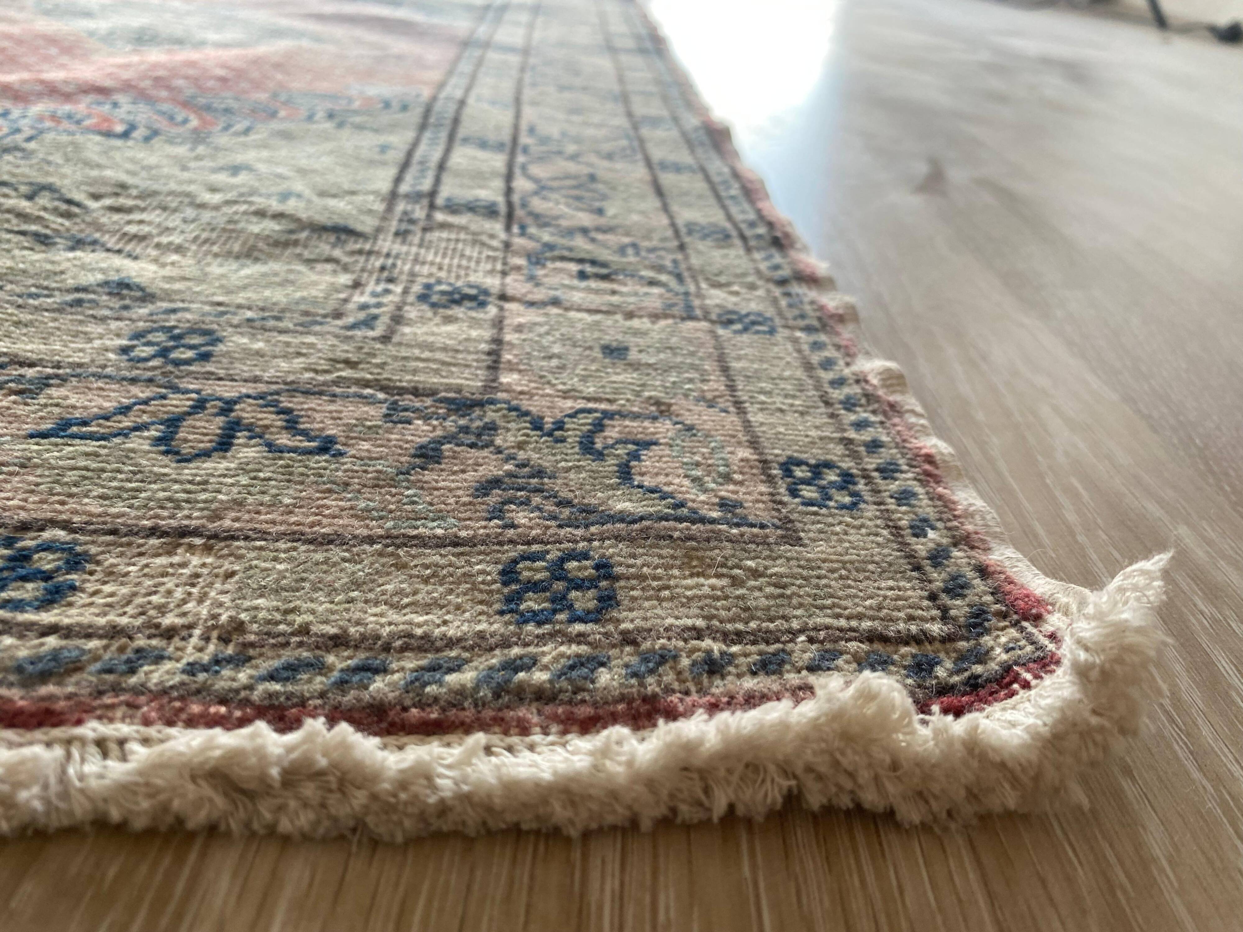 Small Vintage Rug – Hand-Knotted Turkish Rug 58x100 Cm