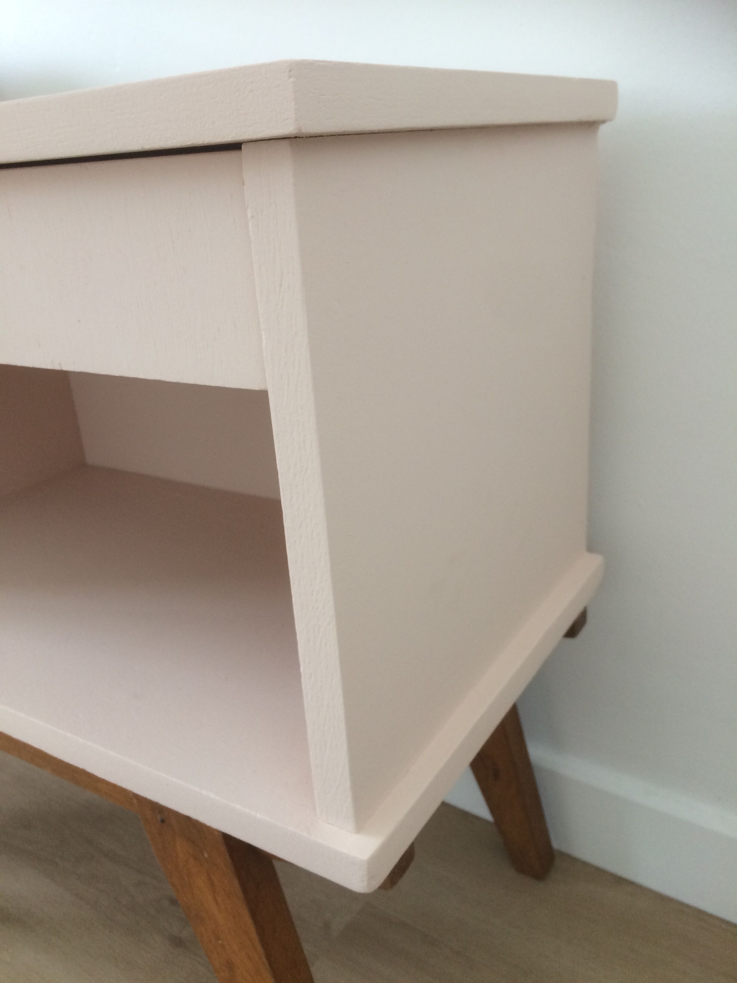 Lot of two vintage bedside tables