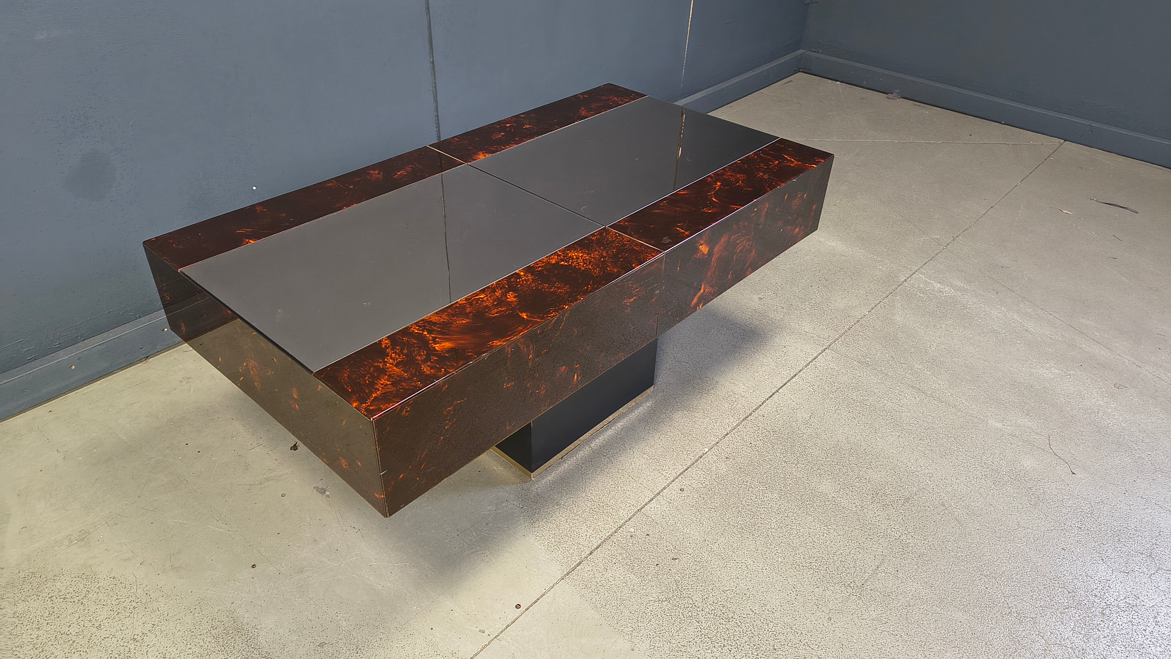 Table basse à café vintage avec bar caché par Eric Maville et Jean Claude Mahey