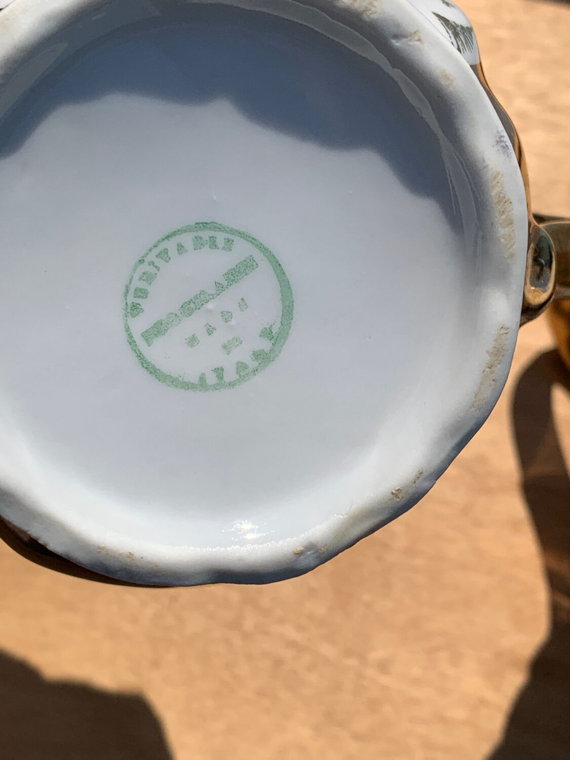 Tea set Italian porcelain gold color